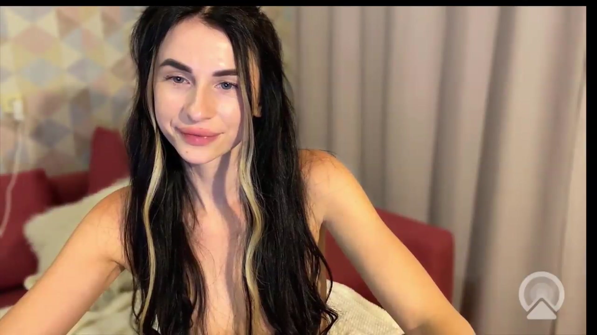 Gallery image thumbnail from Sweet_monic's myfreecams stream on, 07/11/2026, 20:49 image 16 of 20