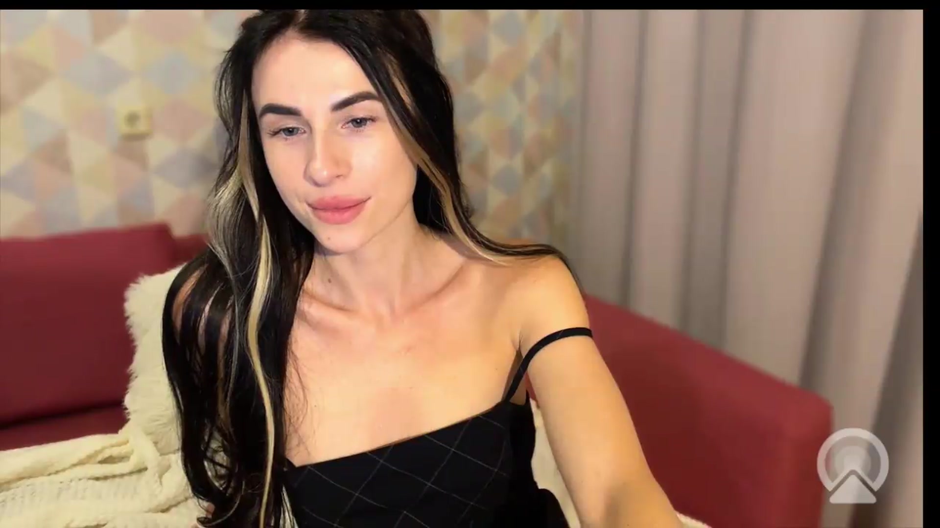 Gallery image thumbnail from Sweet_monic's myfreecams stream on, 07/11/2026, 20:49 image 3 of 20