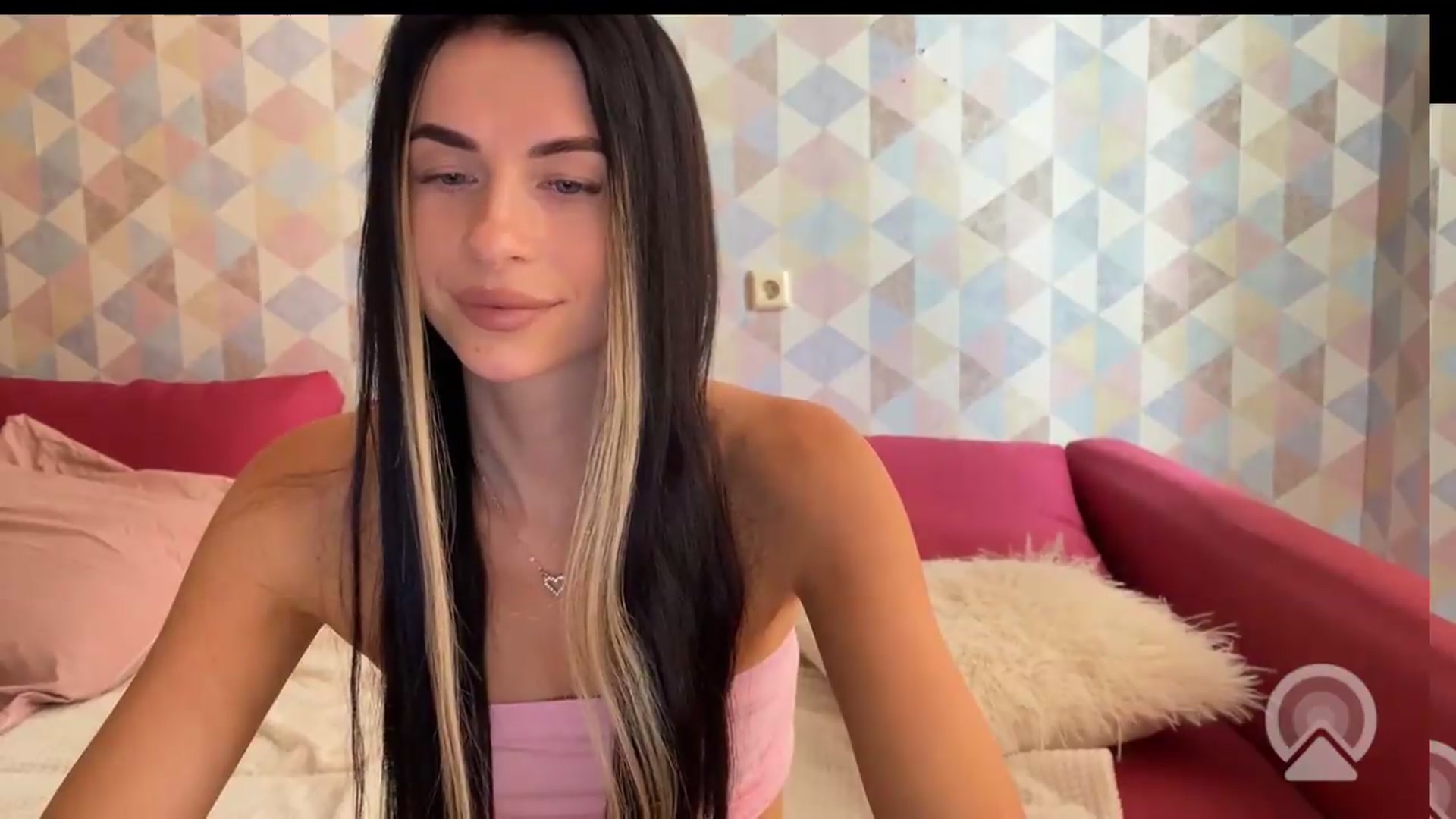 Gallery image thumbnail from Sweet_monic's myfreecams stream on, 09/05/2026, 11:22 image 14 of 20
