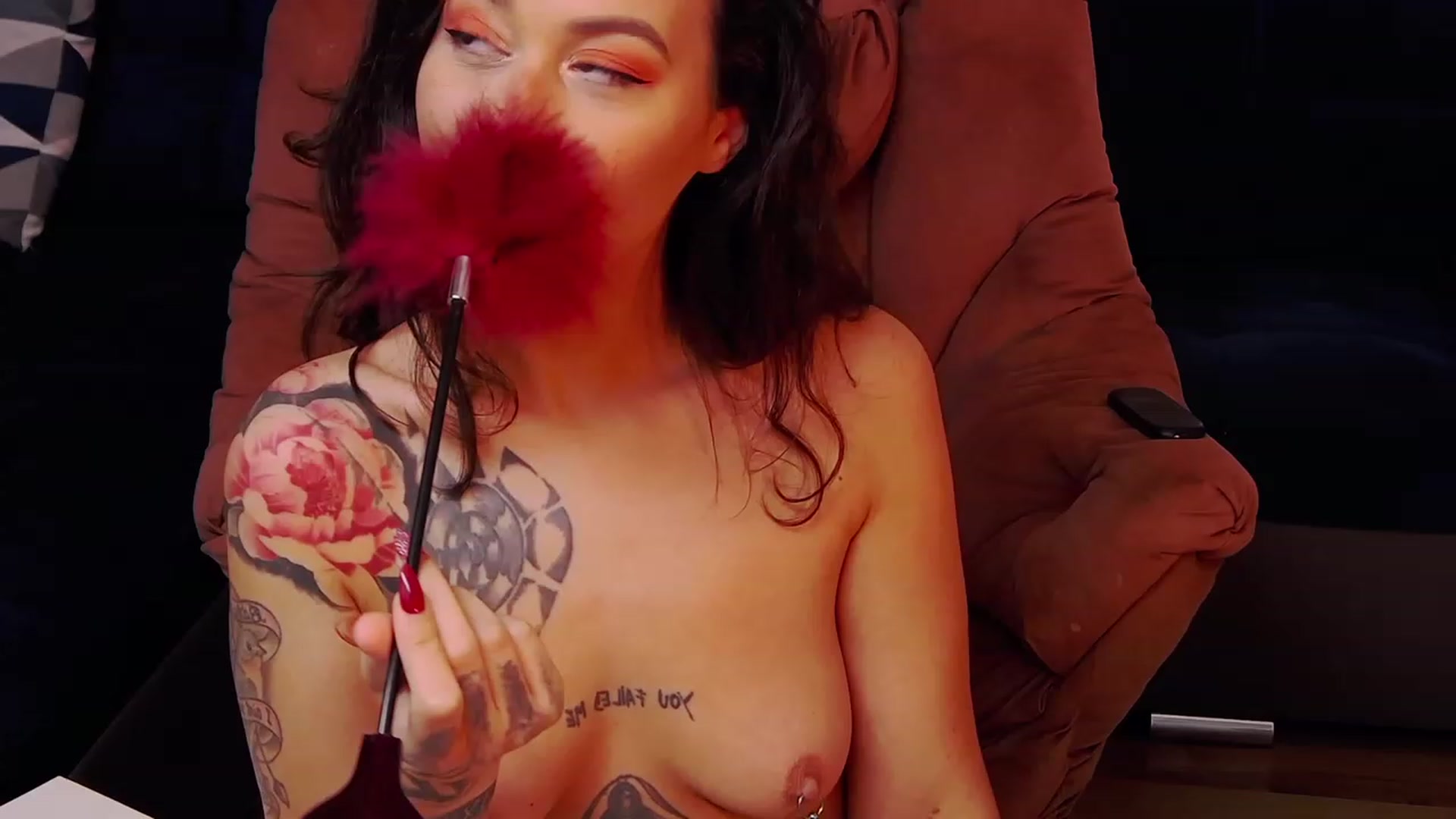 Gallery image thumbnail from Sweet_rinna's myfreecams stream on, 12/08/2022, 08:22 image 4 of 20