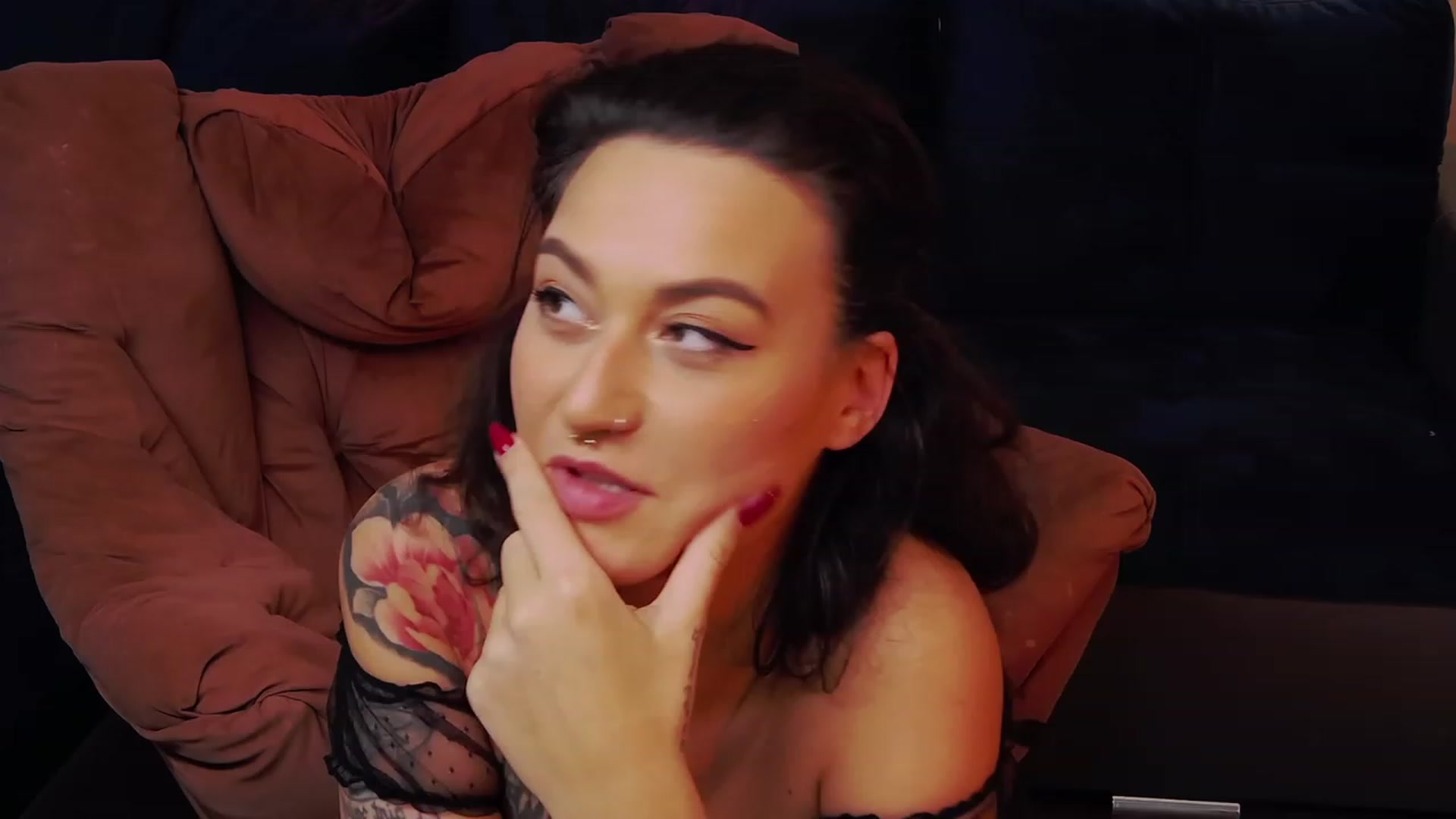 Gallery image thumbnail from Sweet_rinna's myfreecams stream on, 12/10/2022, 10:50 image 6 of 20
