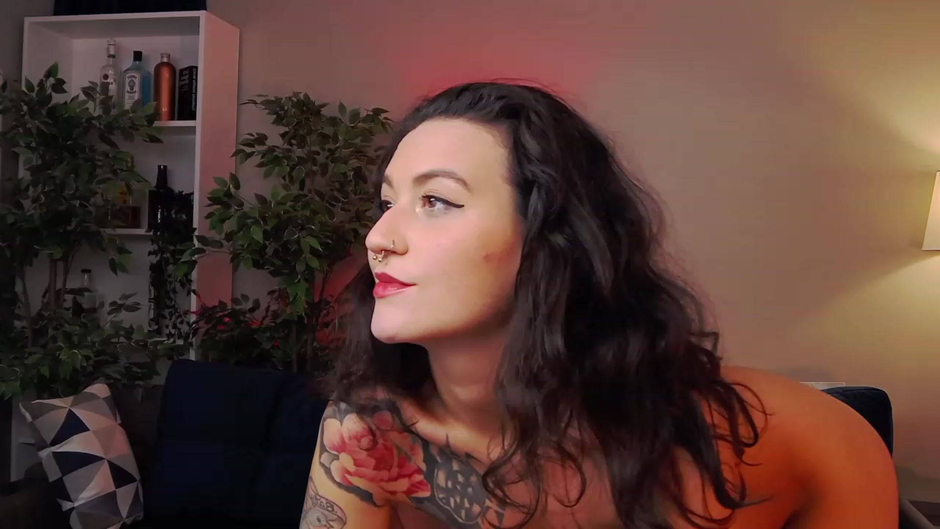 Gallery image thumbnail from Sweet_rinna's myfreecams stream on, 12/10/2022, 12:02 image 11 of 20