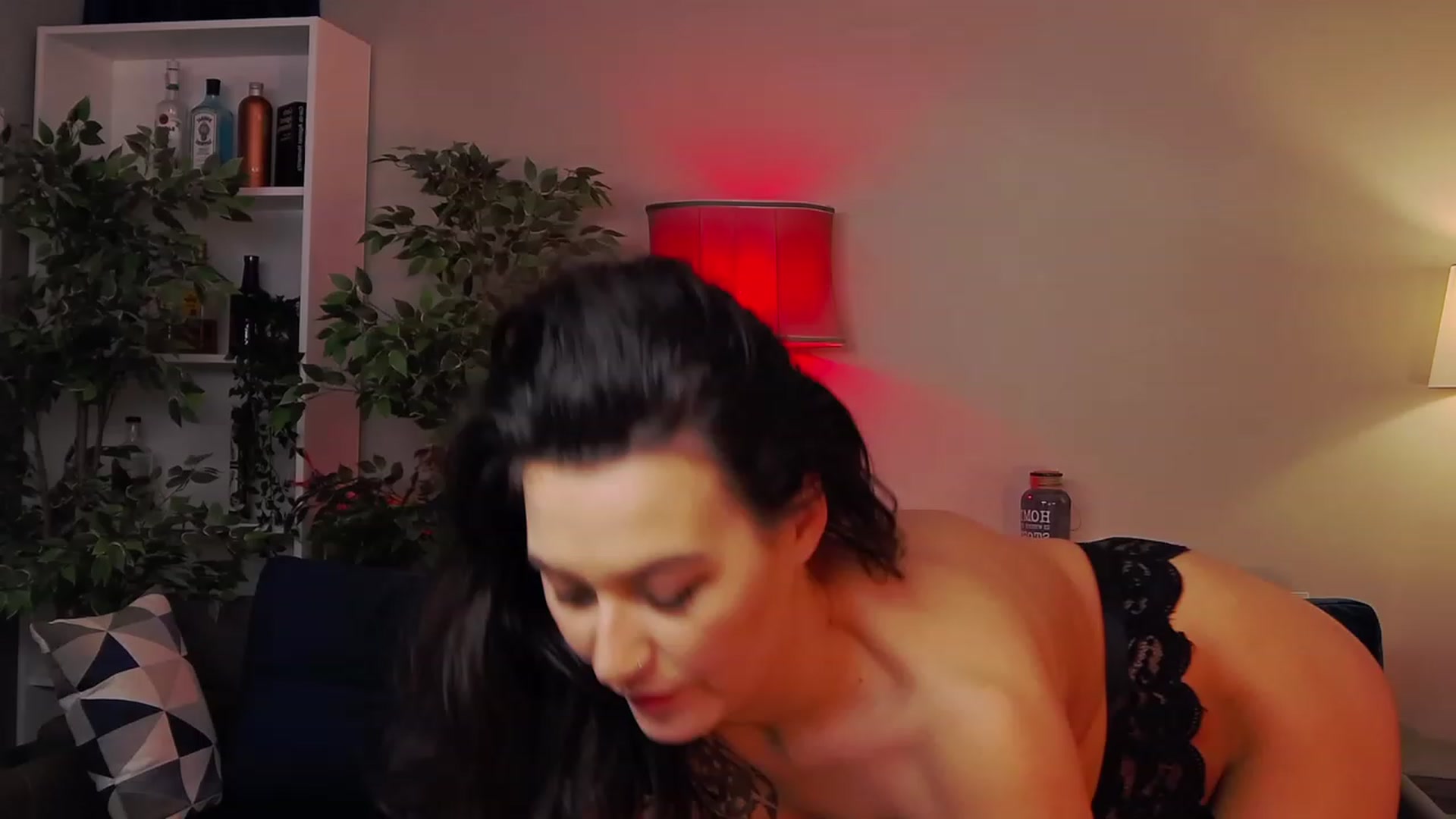 Gallery image thumbnail from Sweet_rinna's myfreecams stream on, 12/10/2022, 12:02 image 13 of 20
