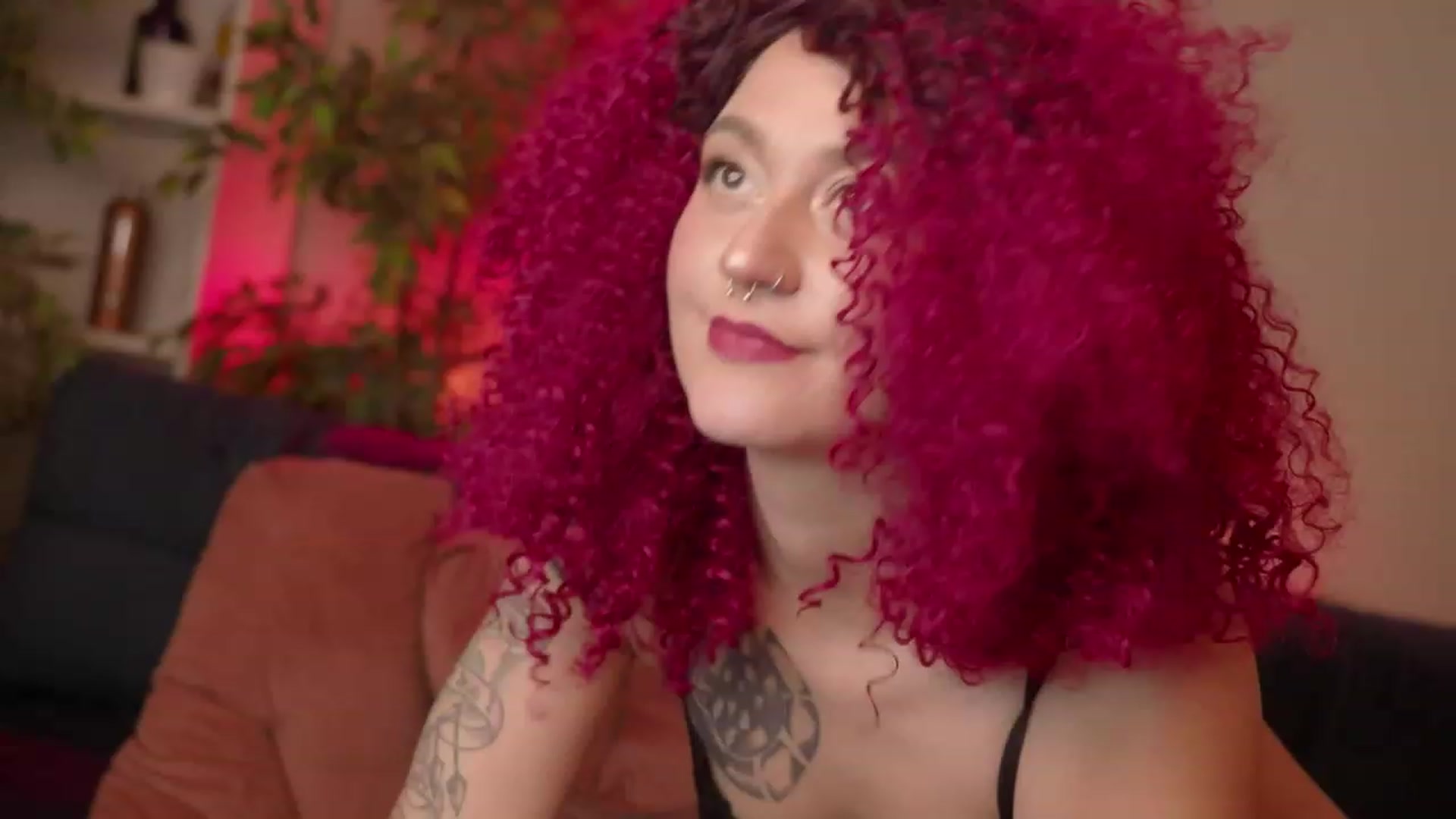 Gallery image thumbnail from Sweet_rinna's myfreecams stream on, 01/15/2023, 10:45 image 2 of 20