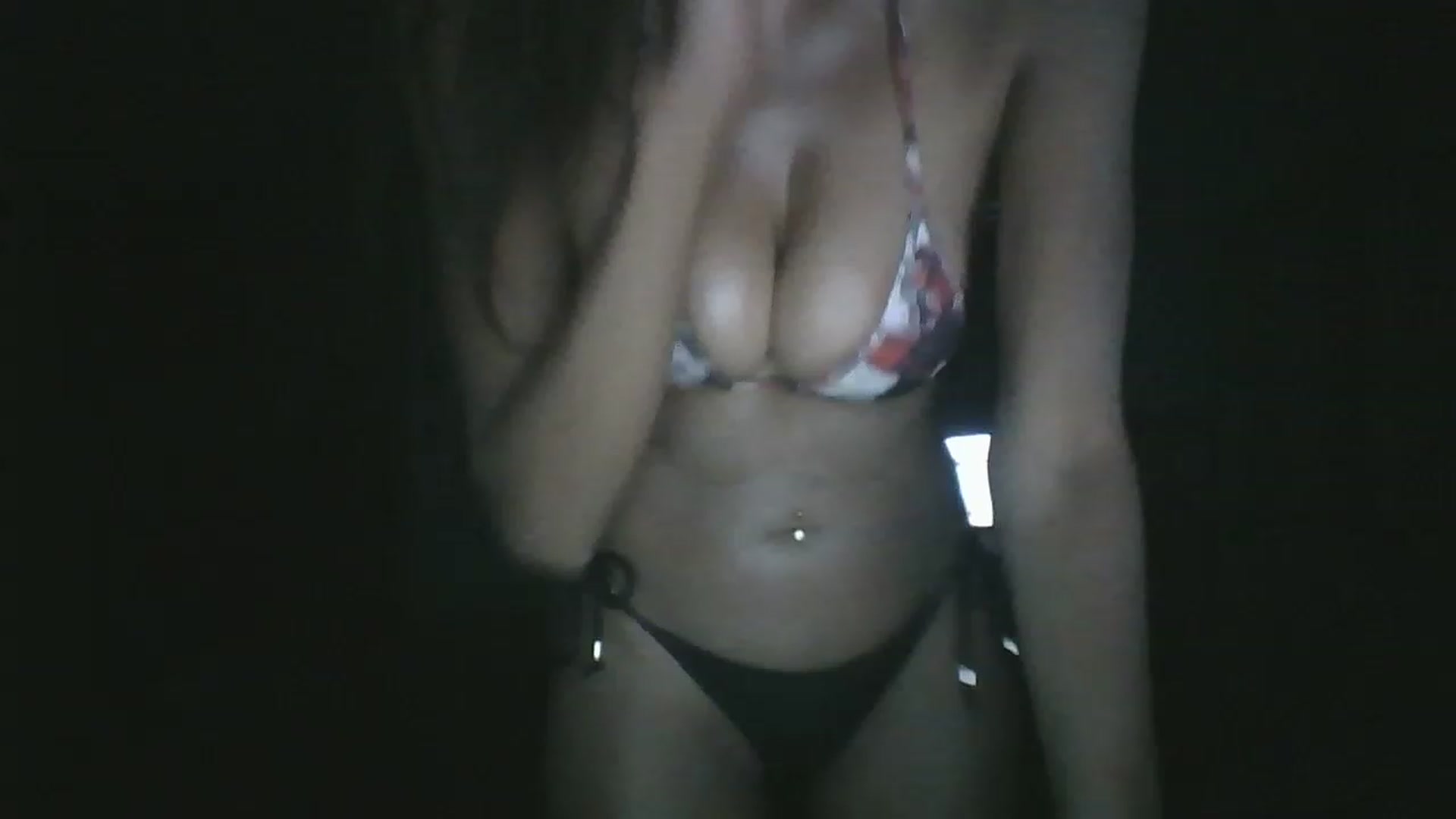 Gallery image thumbnail from Sweet_tartxo's myfreecams stream on, 04/28/2023, 08:34 image 5 of 20