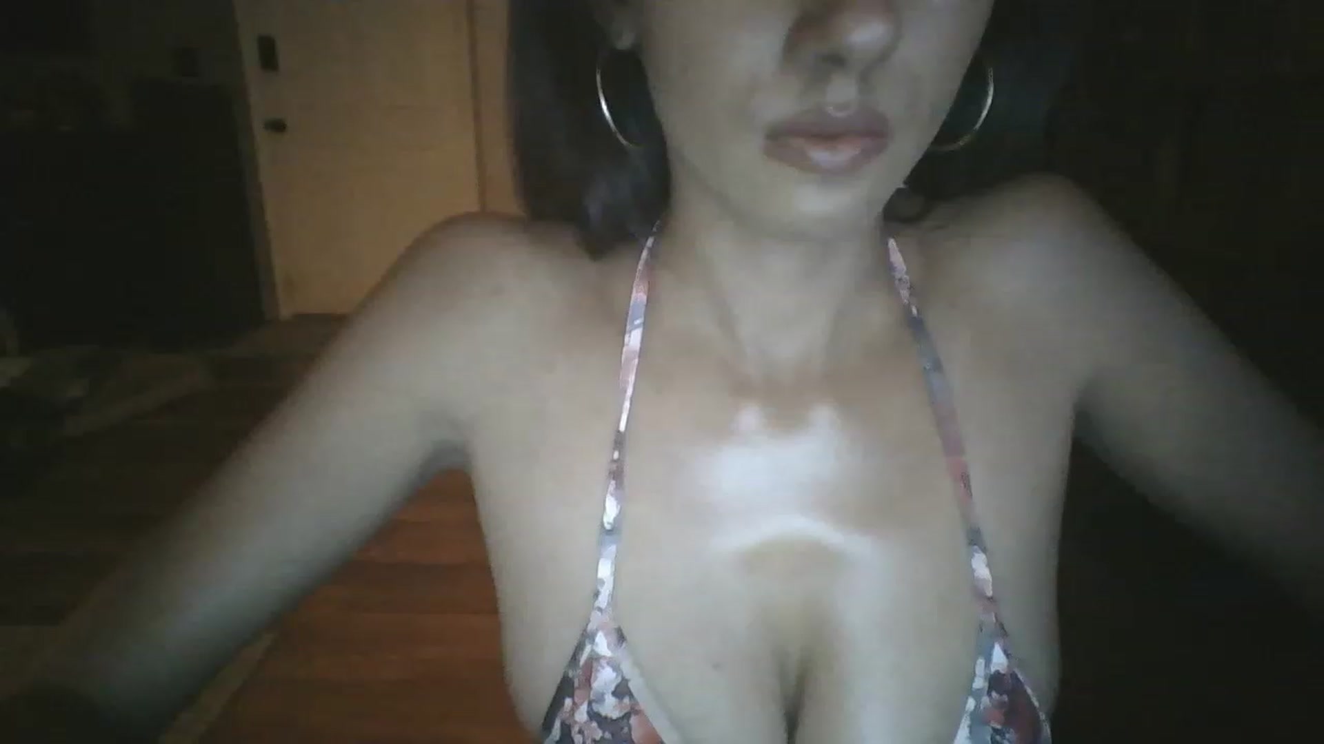 Gallery image thumbnail from Sweet_tartxo's myfreecams stream on, 04/28/2023, 09:51 image 20 of 20