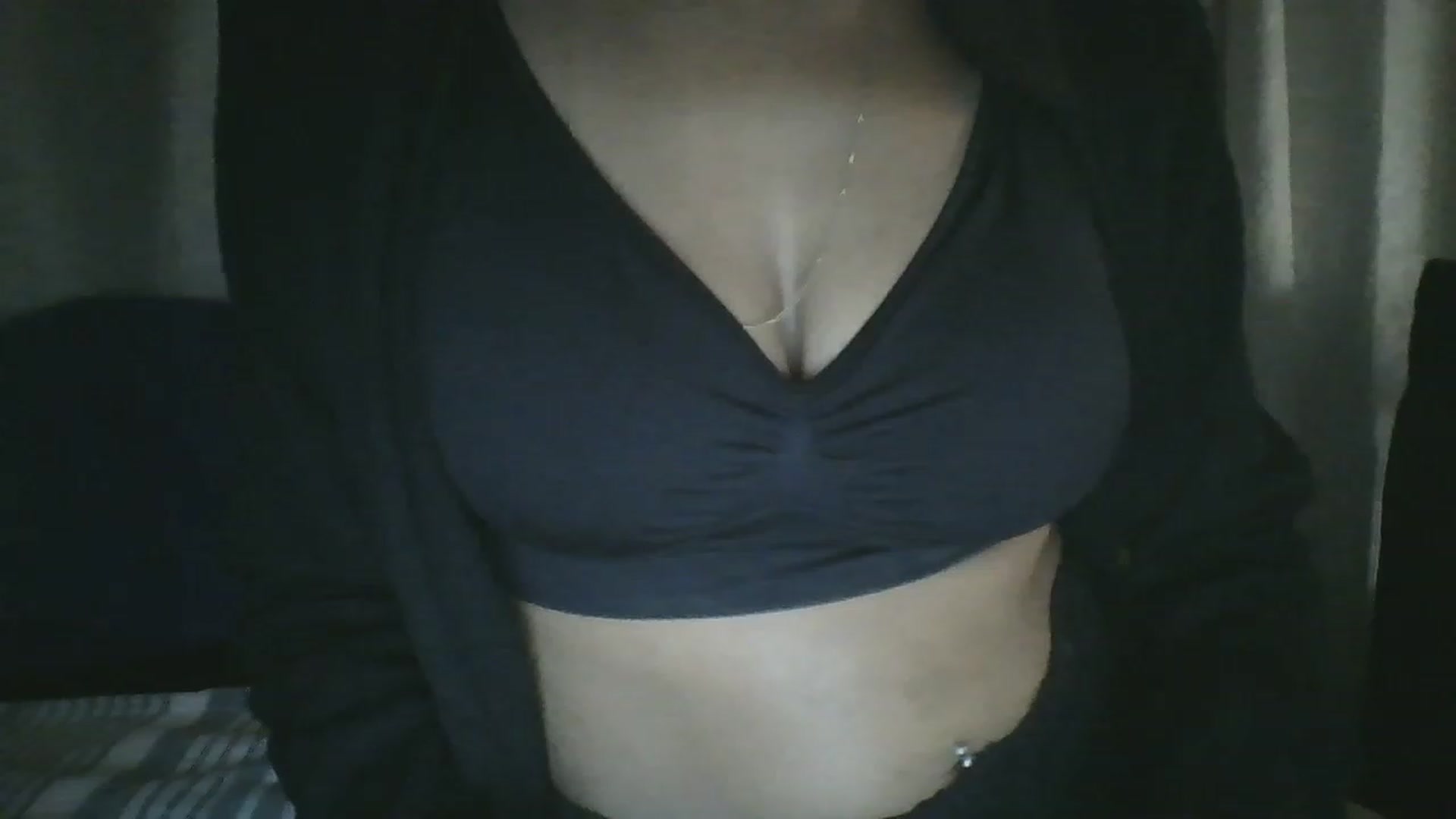 Gallery image thumbnail from Sweet_tartxo's myfreecams stream on, 06/27/2023, 07:11 image 3 of 20