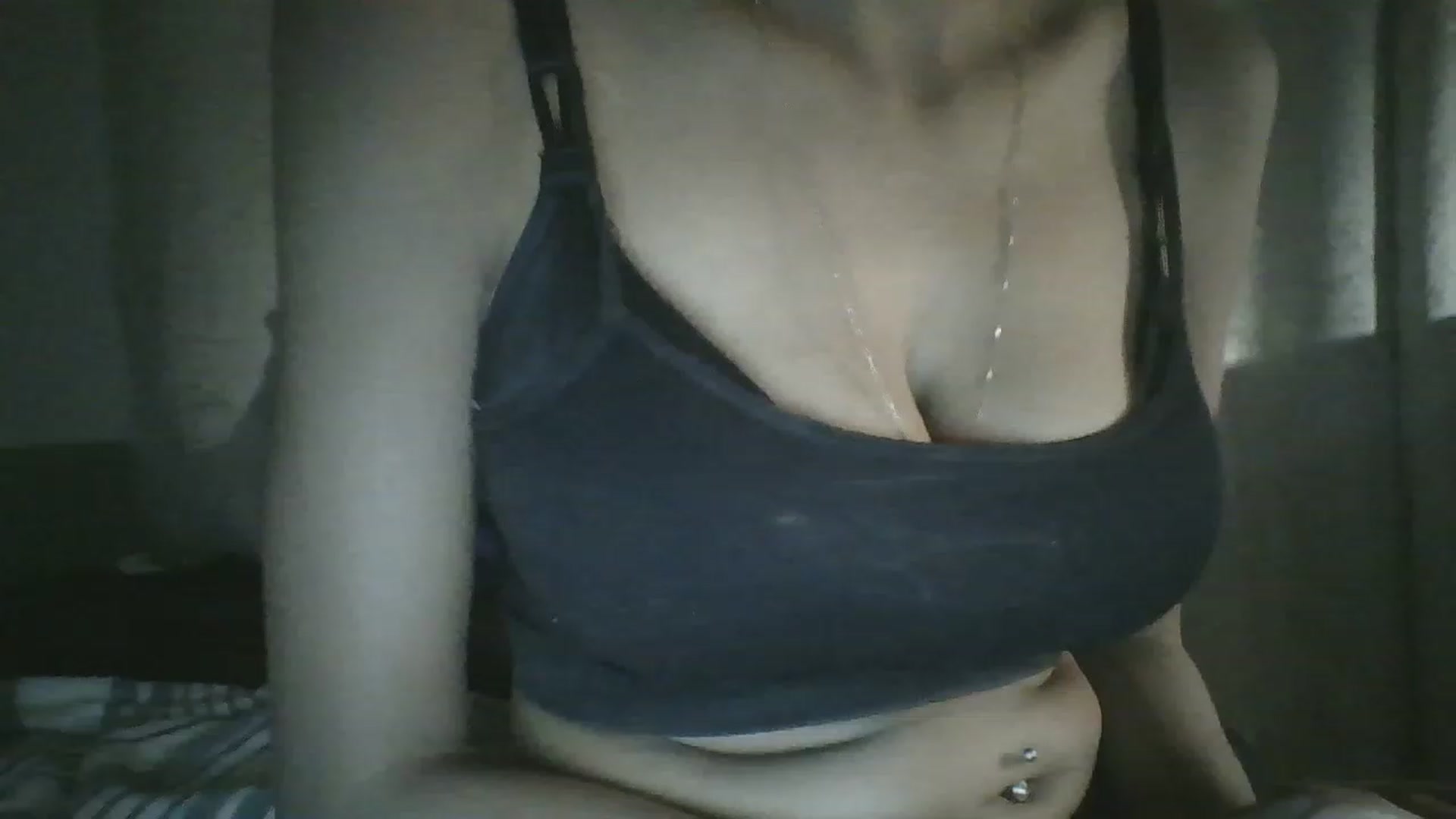 Gallery image thumbnail from Sweet_tartxo's myfreecams stream on, 06/27/2023, 10:03 image 7 of 20