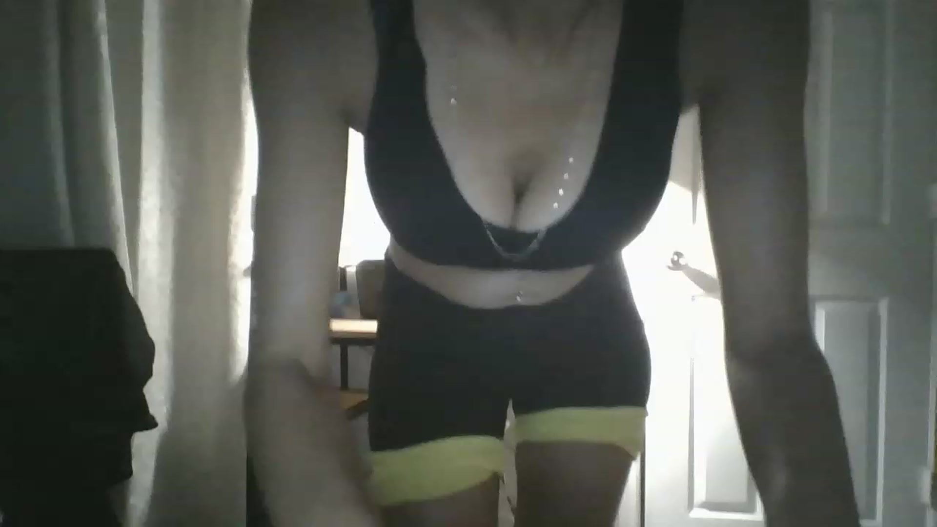 Gallery image thumbnail from Sweet_tartxo's myfreecams stream on, 06/29/2023, 08:25 image 15 of 20