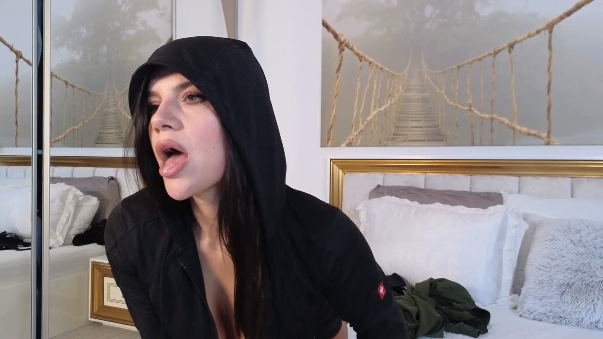 Gallery image thumbnail from SweetandDevil's myfreecams stream on, 03/11/2026, 09:48 image 20 of 20