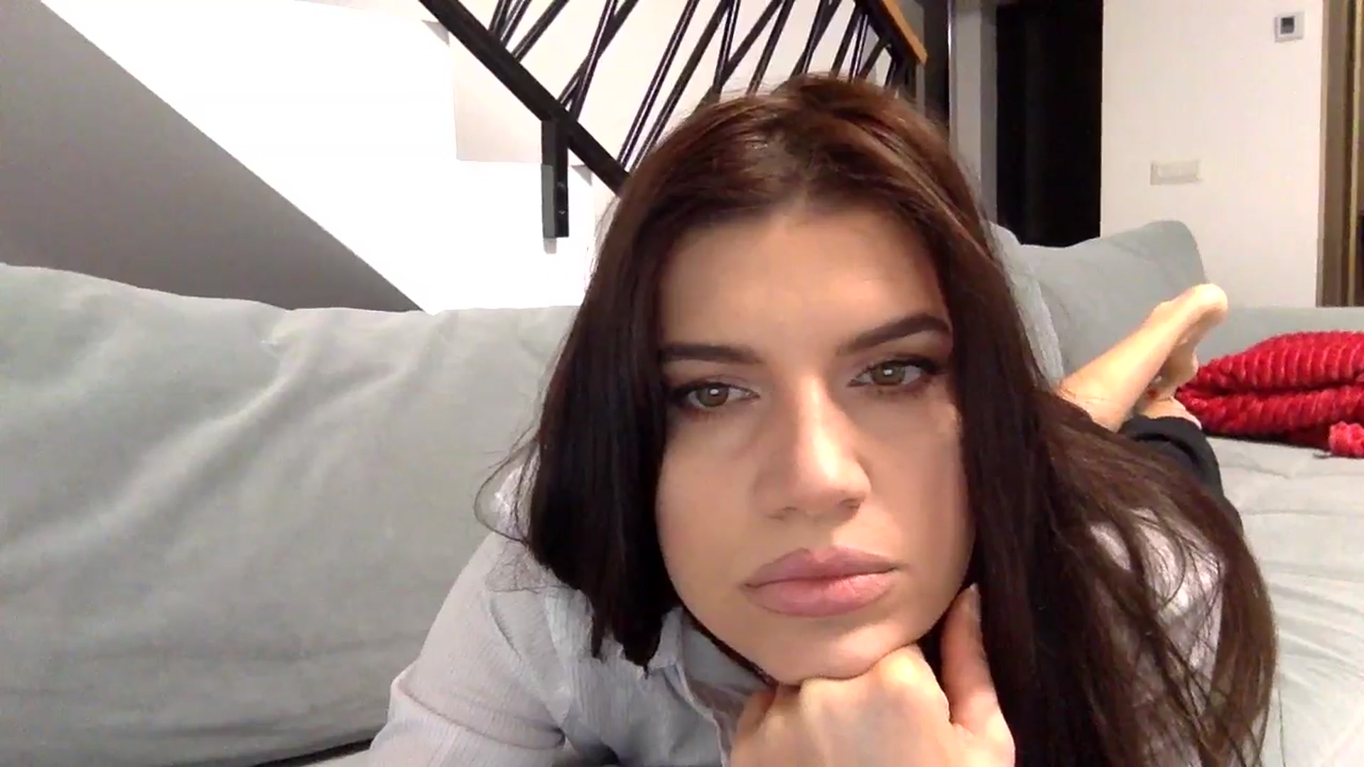 Gallery image thumbnail from SweetandDevil's myfreecams stream on, 04/22/2026, 24:36 image 16 of 20