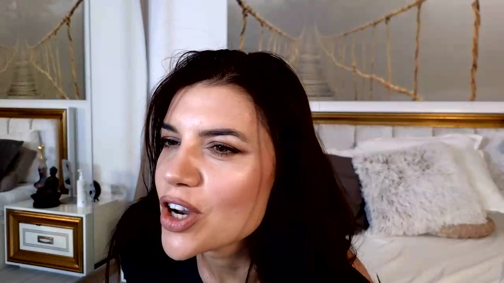 Gallery image thumbnail from SweetandDevil's myfreecams stream on, 08/17/2026, 11:36 image 3 of 20