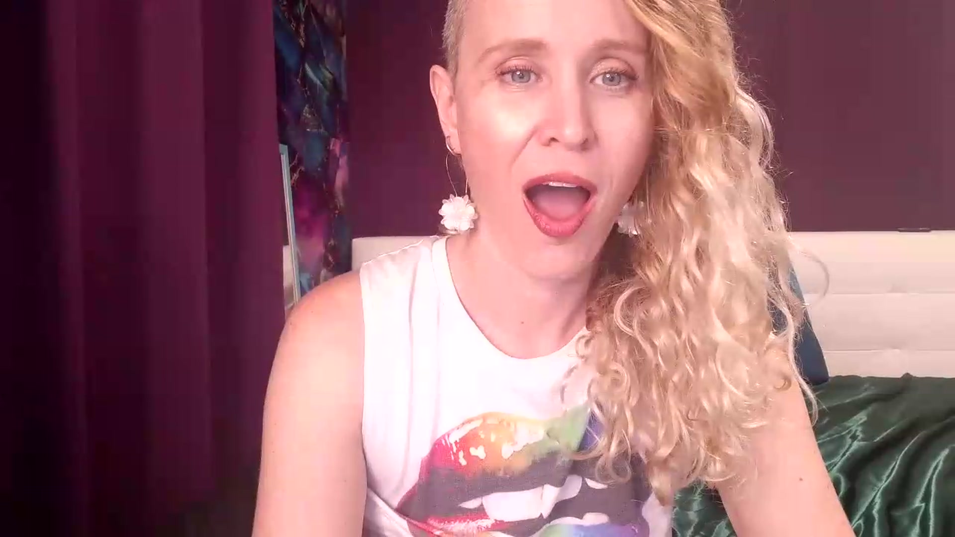 Gallery image thumbnail from SweetandNasty's myfreecams stream on, 08/19/2026, 08:42 image 5 of 20