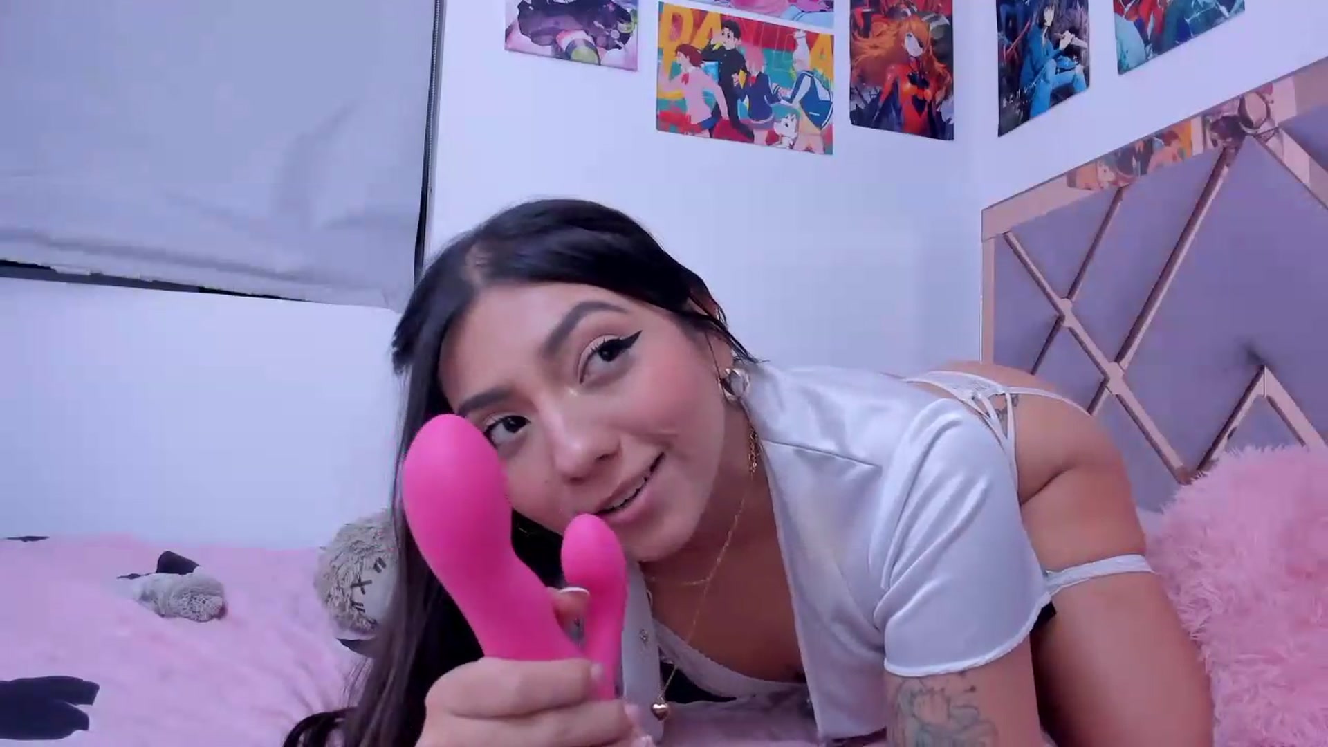 Gallery image thumbnail from Sweetangie36's myfreecams stream on, 08/25/2026, 06:33 image 11 of 20