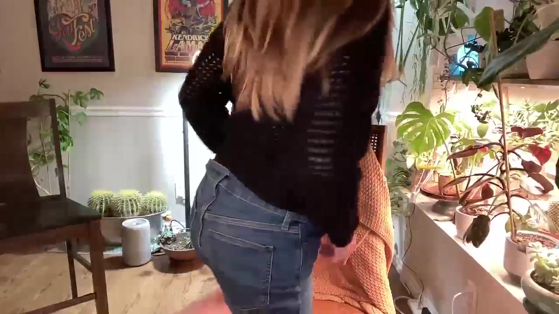 Gallery image thumbnail from SweetbratKate's myfreecams stream on, 04/11/2024, 02:46 image 5 of 20