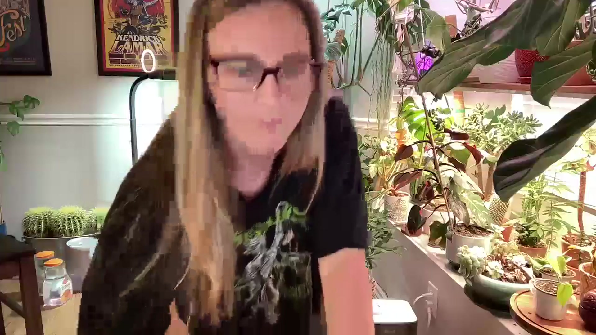 Gallery image thumbnail from SweetbratKate's myfreecams stream on, 04/20/2024, 23:14 image 13 of 20