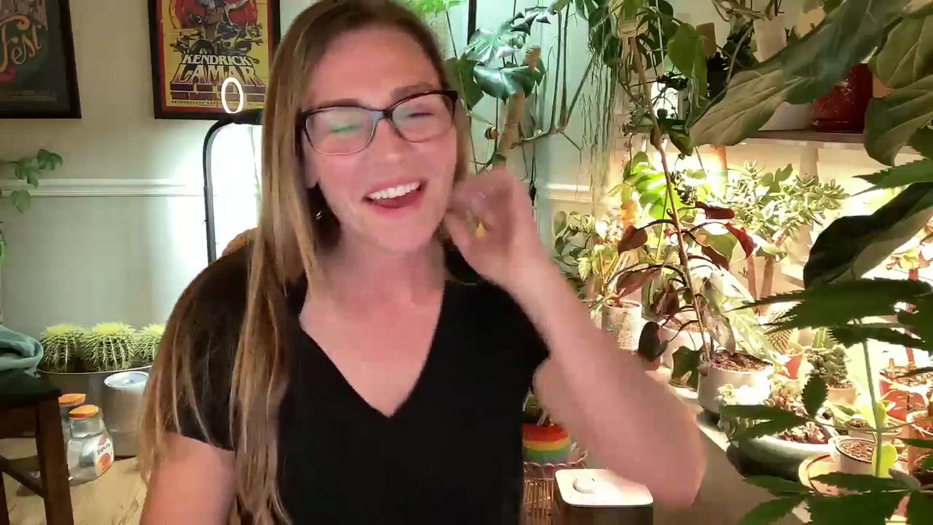Gallery image thumbnail from SweetbratKate's myfreecams stream on, 04/21/2024, 04:11 image 15 of 20