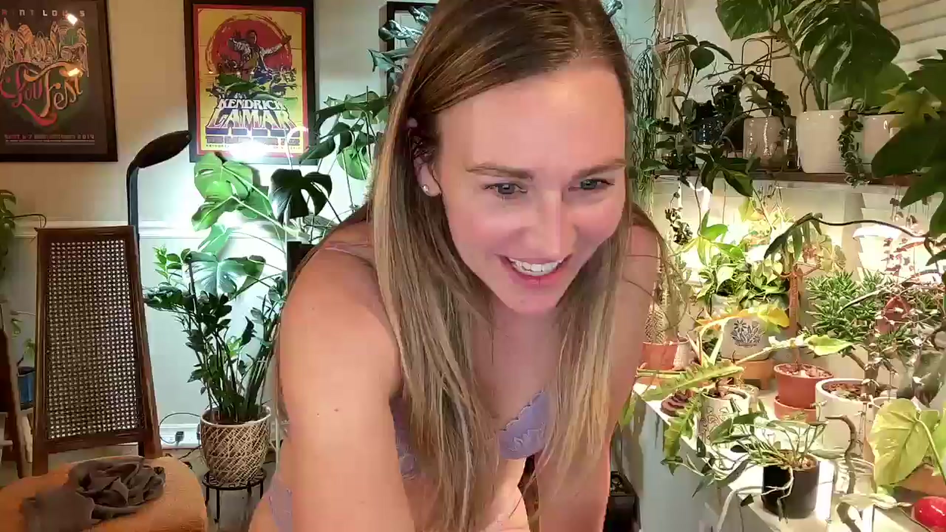 Gallery image thumbnail from SweetbratKate's myfreecams stream on, 04/30/2024, 05:45 image 6 of 20
