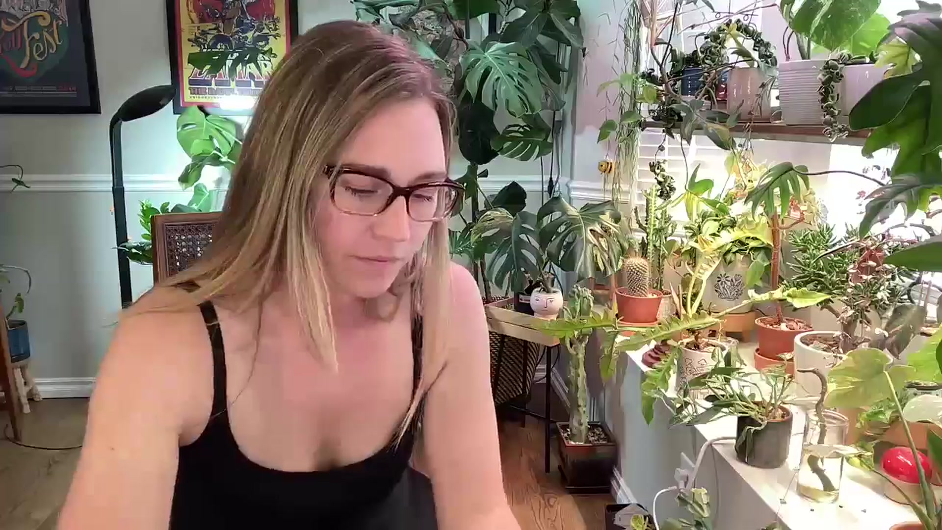 Gallery image thumbnail from SweetbratKate's myfreecams stream on, 05/03/2024, 19:57 image 4 of 20