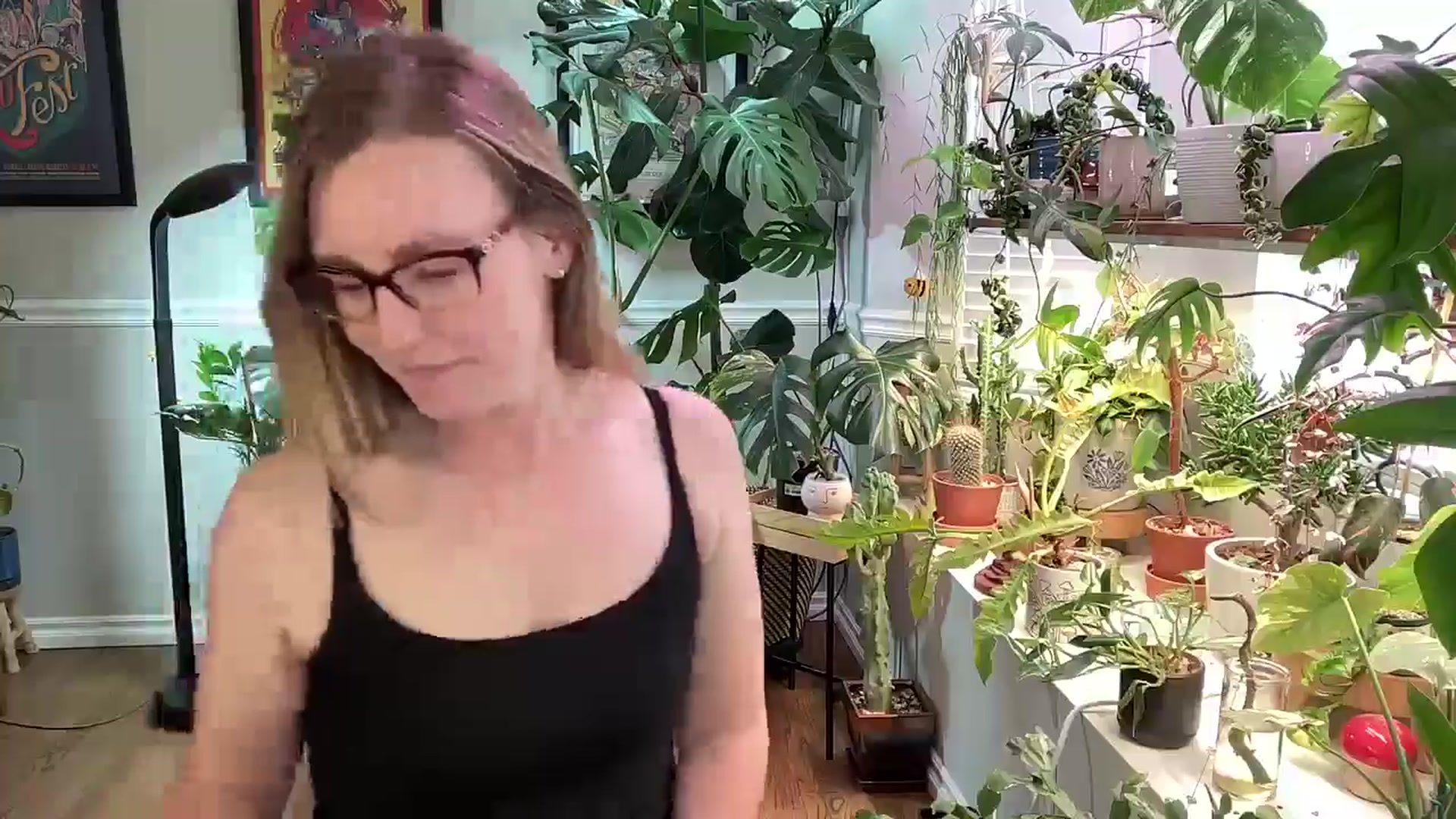 Gallery image thumbnail from SweetbratKate's myfreecams stream on, 05/03/2024, 23:19 image 13 of 20
