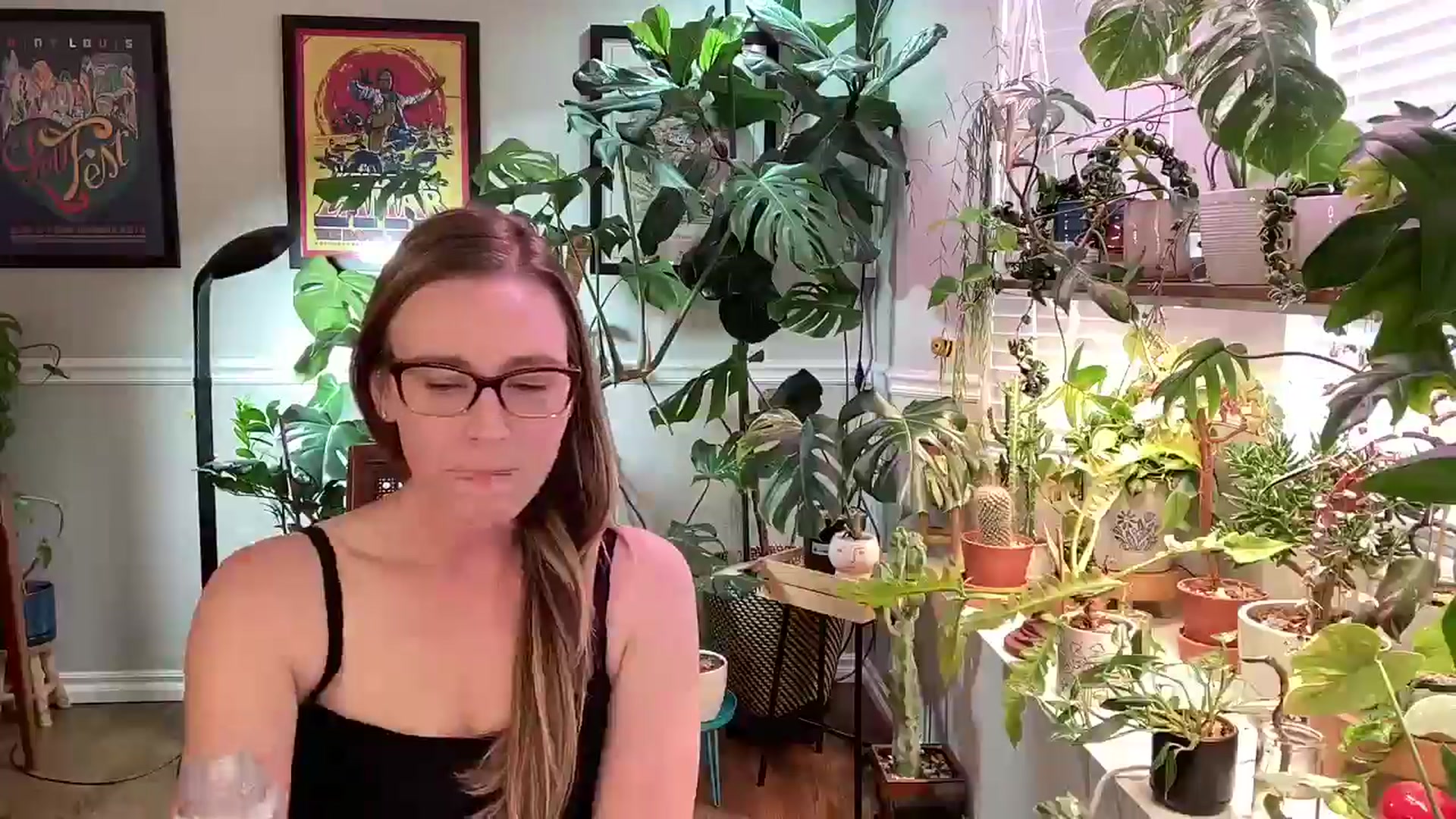 Gallery image thumbnail from SweetbratKate's myfreecams stream on, 05/04/2024, 24:01 image 3 of 20