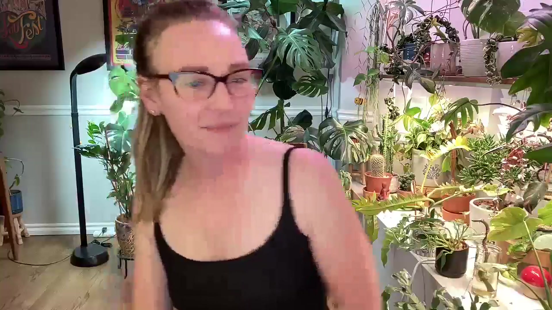 Gallery image thumbnail from SweetbratKate's myfreecams stream on, 05/04/2024, 02:17 image 16 of 20