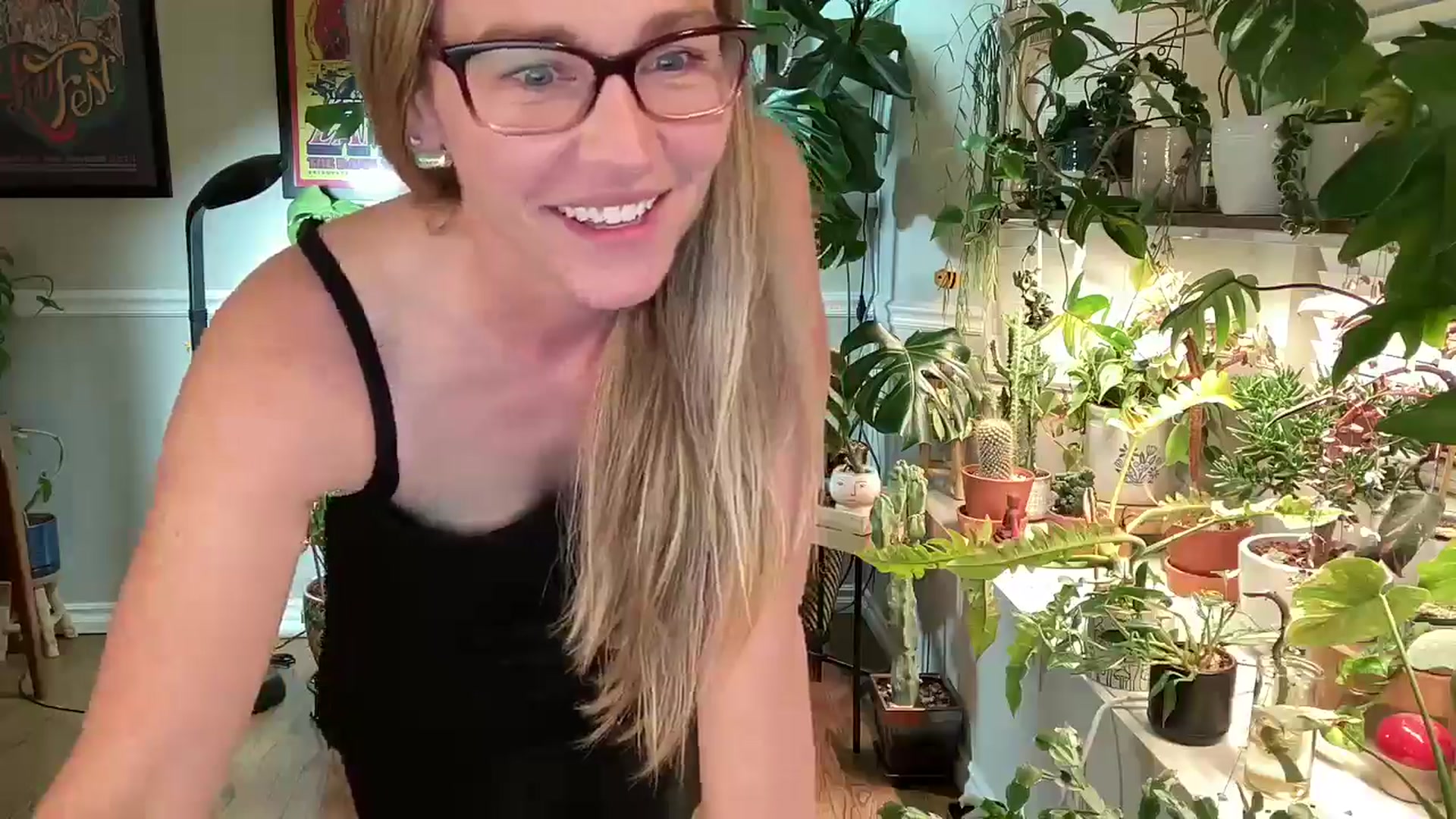 Gallery image thumbnail from SweetbratKate's myfreecams stream on, 05/04/2024, 03:26 image 2 of 20