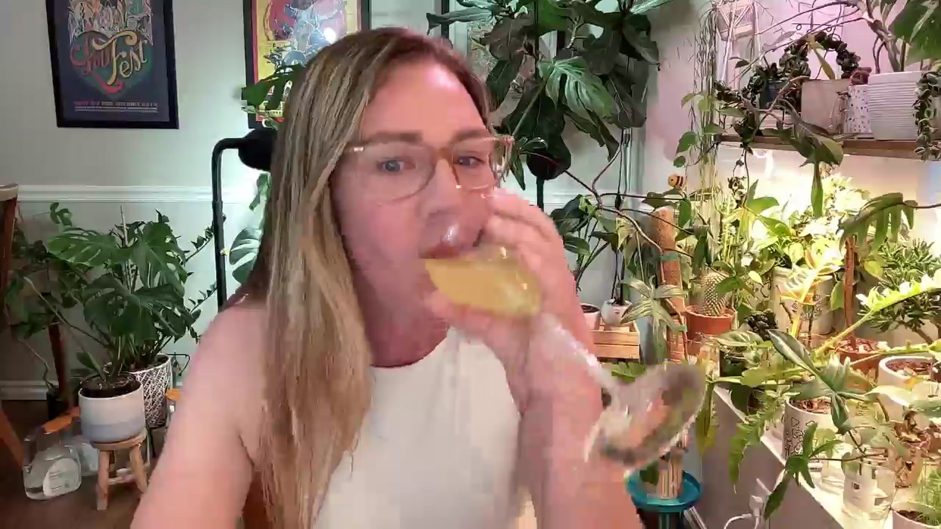 Gallery image thumbnail from SweetbratKate's myfreecams stream on, 05/28/2024, 02:41 image 6 of 20