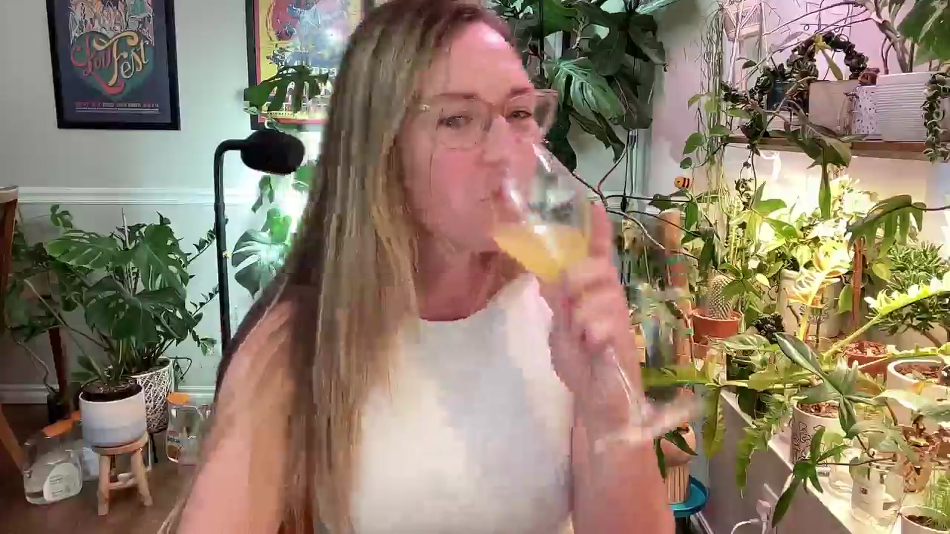 Gallery image thumbnail from SweetbratKate's myfreecams stream on, 05/28/2024, 02:41 image 8 of 20