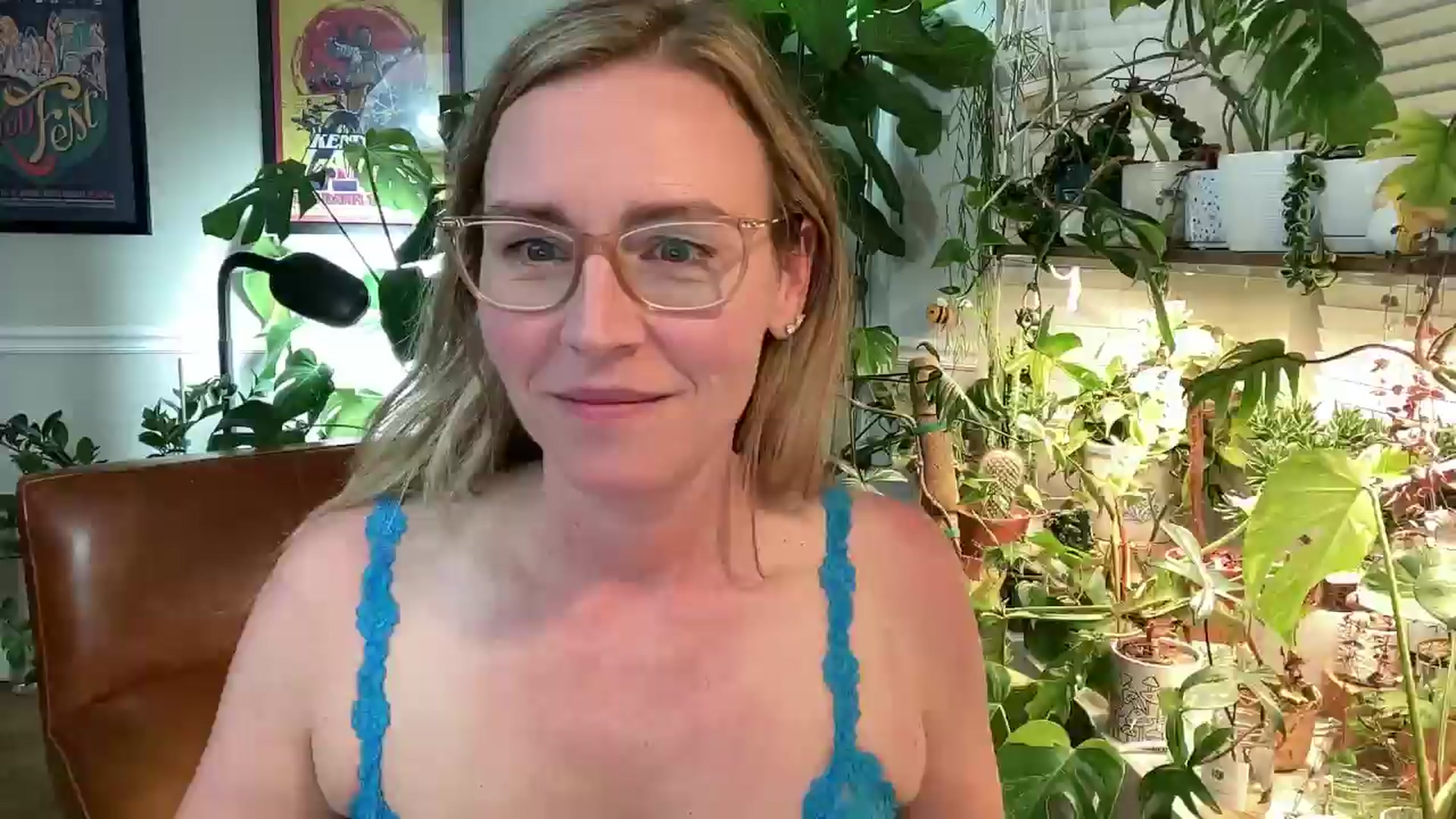 Gallery image thumbnail from SweetbratKate's myfreecams stream on, 06/10/2024, 08:23 image 13 of 20