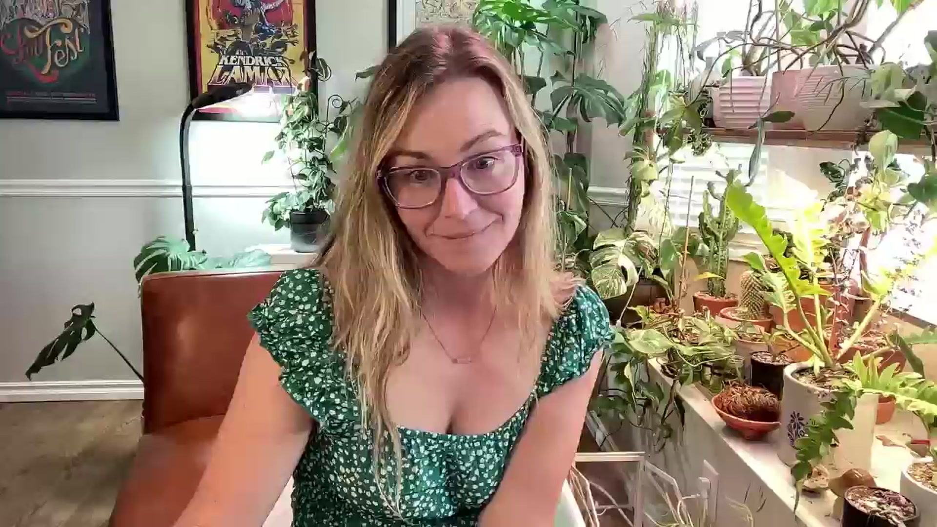 Gallery image thumbnail from SweetbratKate's myfreecams stream on, 08/12/2024, 16:52 image 12 of 20