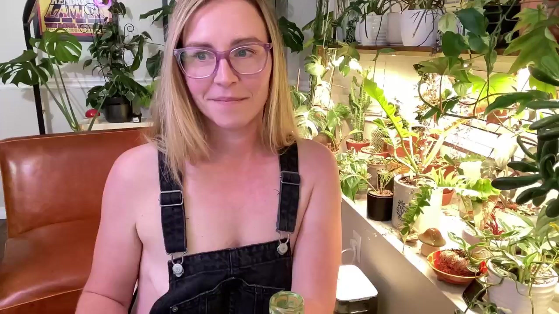 Gallery image thumbnail from SweetbratKate's myfreecams stream on, 08/24/2024, 06:08 image 5 of 20