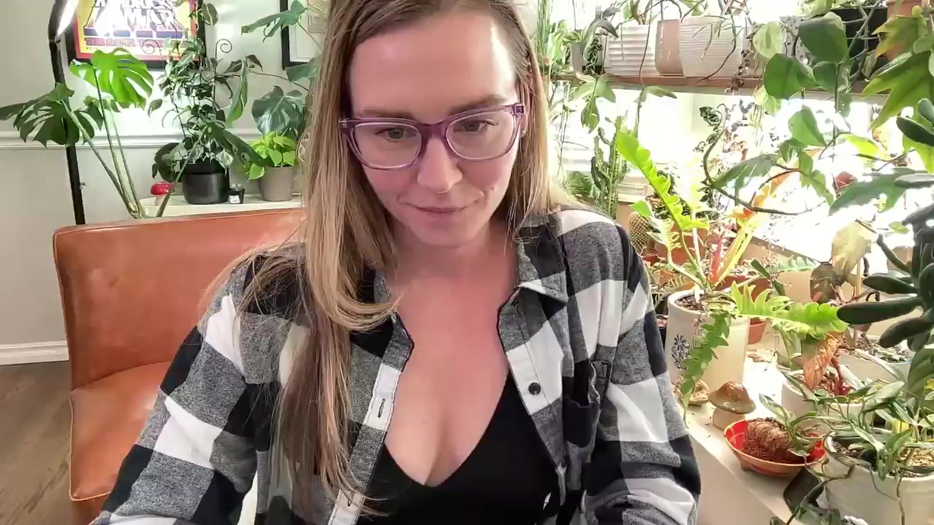 Gallery image thumbnail from SweetbratKate's myfreecams stream on, 08/25/2024, 18:25 image 5 of 20