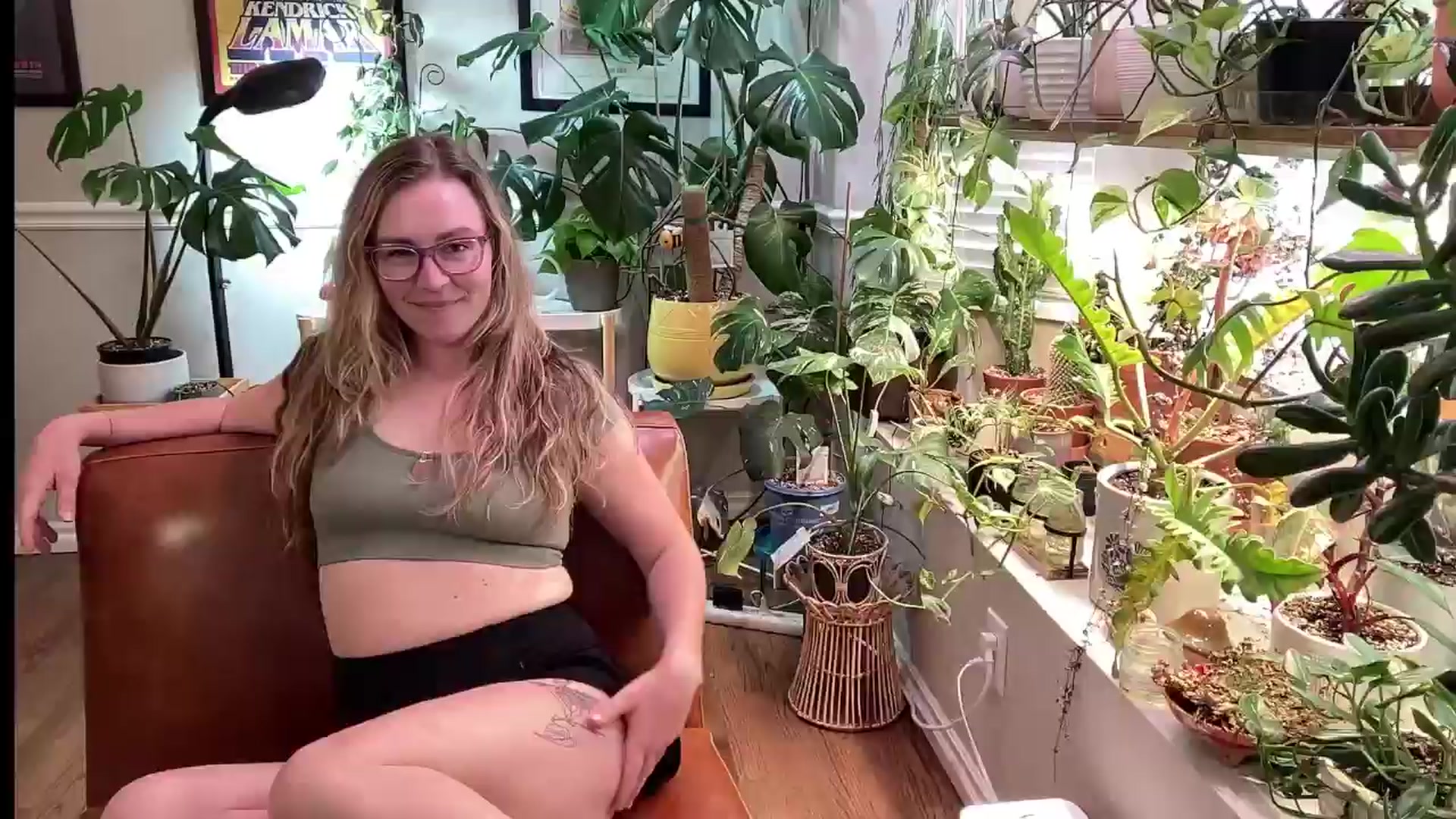 Gallery image thumbnail from SweetbratKate's myfreecams stream on, 09/17/2024, 05:58 image 11 of 20