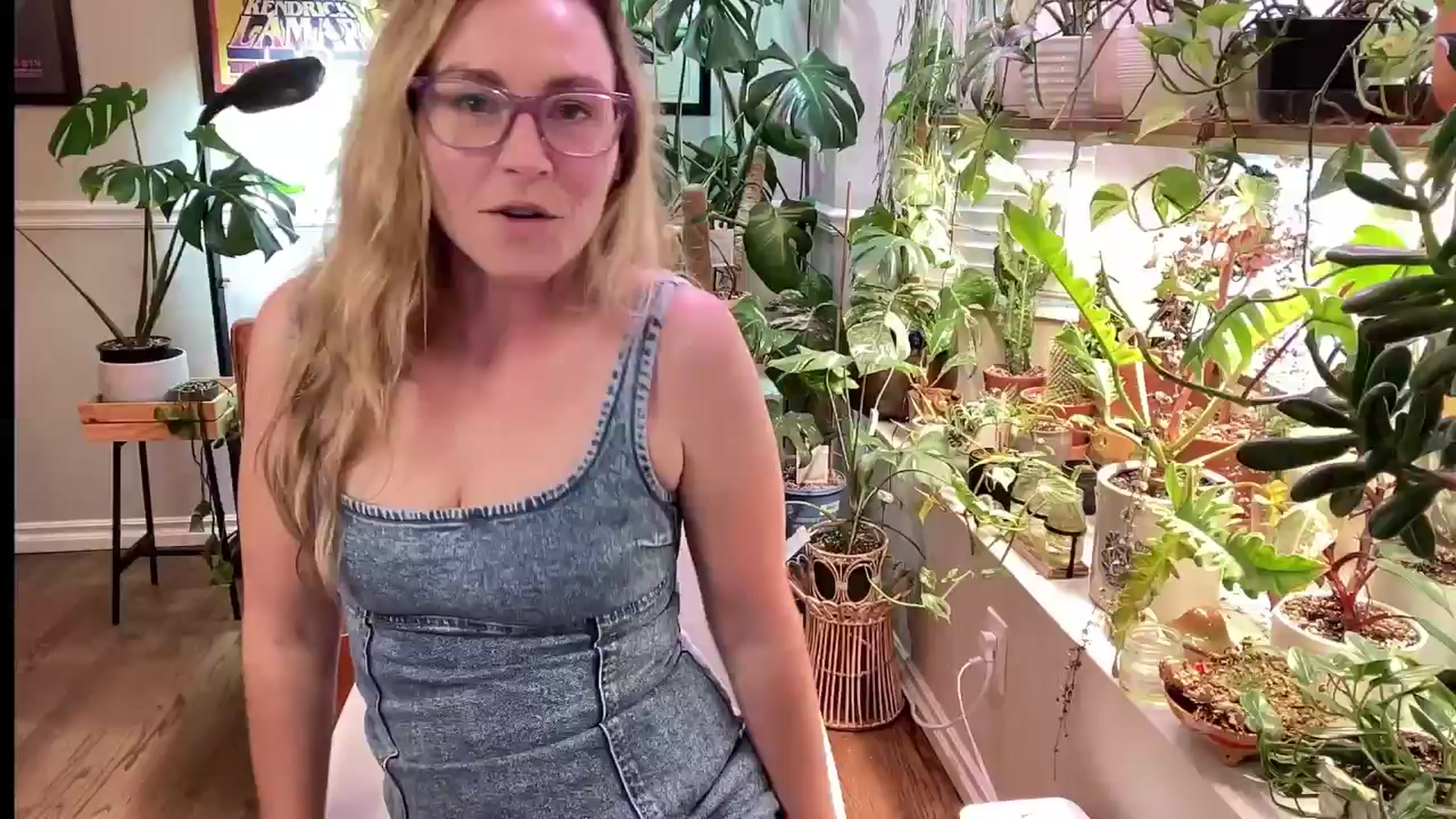 Gallery image thumbnail from SweetbratKate's myfreecams stream on, 09/17/2024, 05:56 image 17 of 20