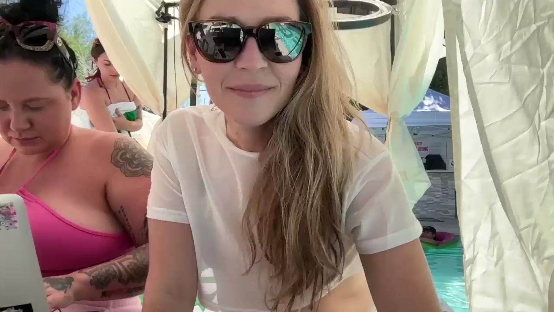 Gallery image thumbnail from SweetbratKate's myfreecams stream on, 09/25/2024, 21:41 image 18 of 20