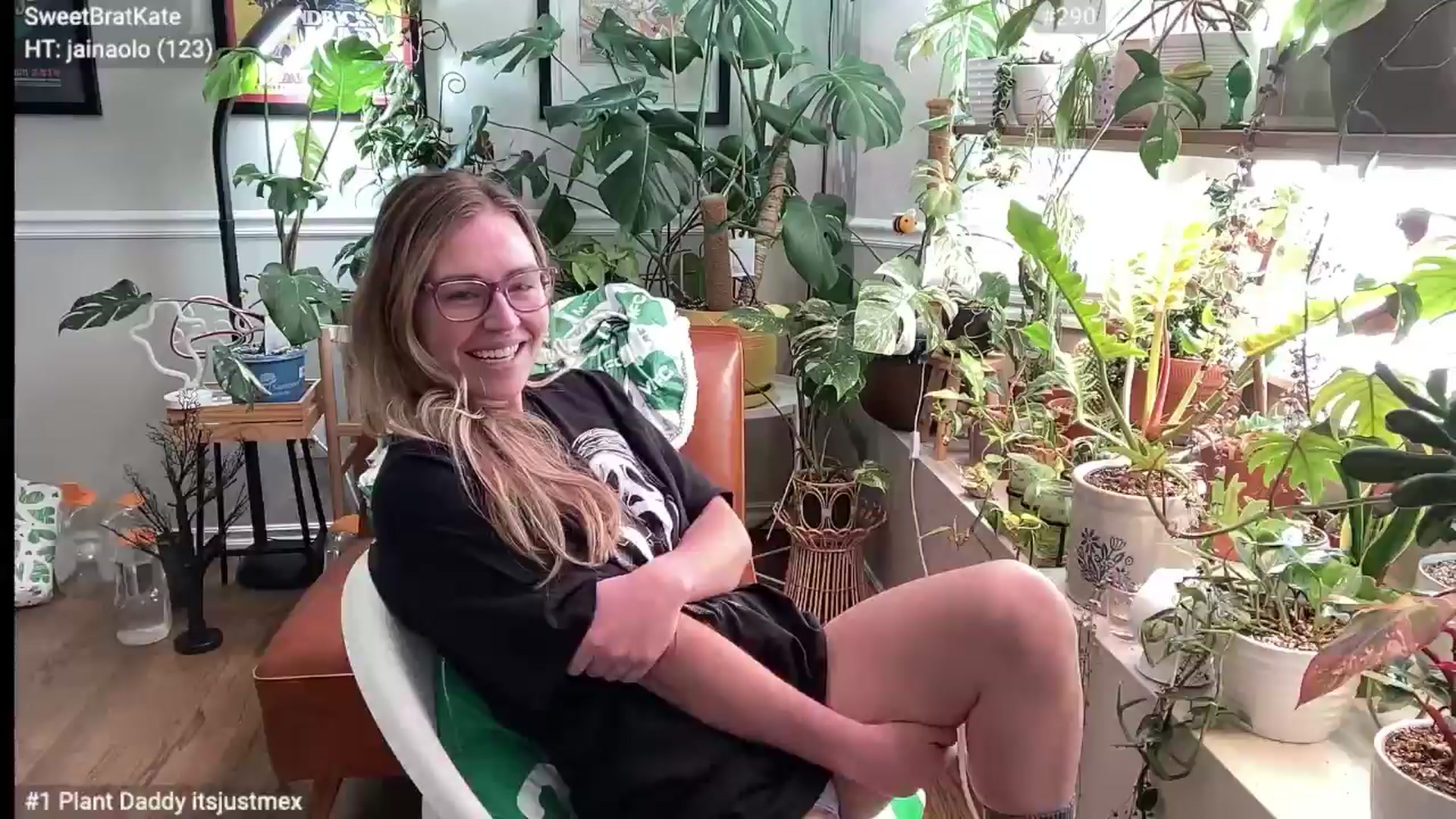 Gallery image thumbnail from SweetbratKate's myfreecams stream on, 10/23/2024, 17:09 image 12 of 20