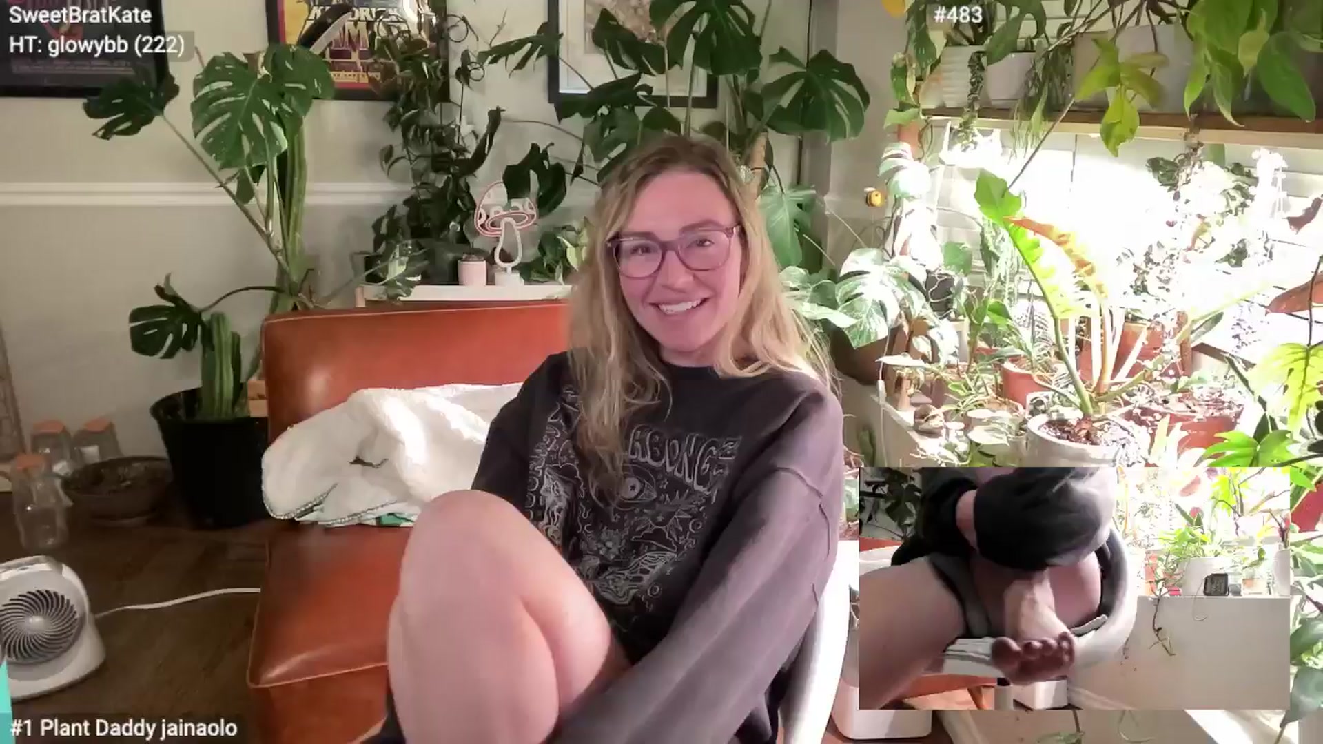 Gallery image thumbnail from SweetbratKate's myfreecams stream on, 11/10/2024, 06:21 image 1 of 20