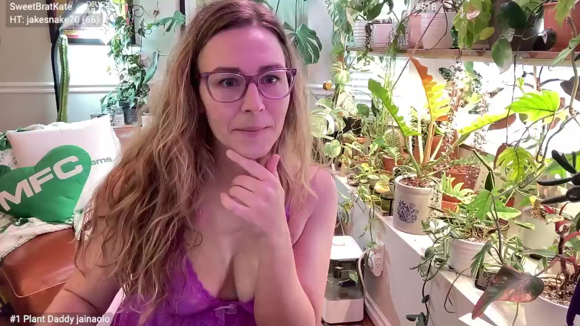 Gallery image thumbnail from SweetbratKate's myfreecams stream on, 11/19/2024, 21:06 image 3 of 20