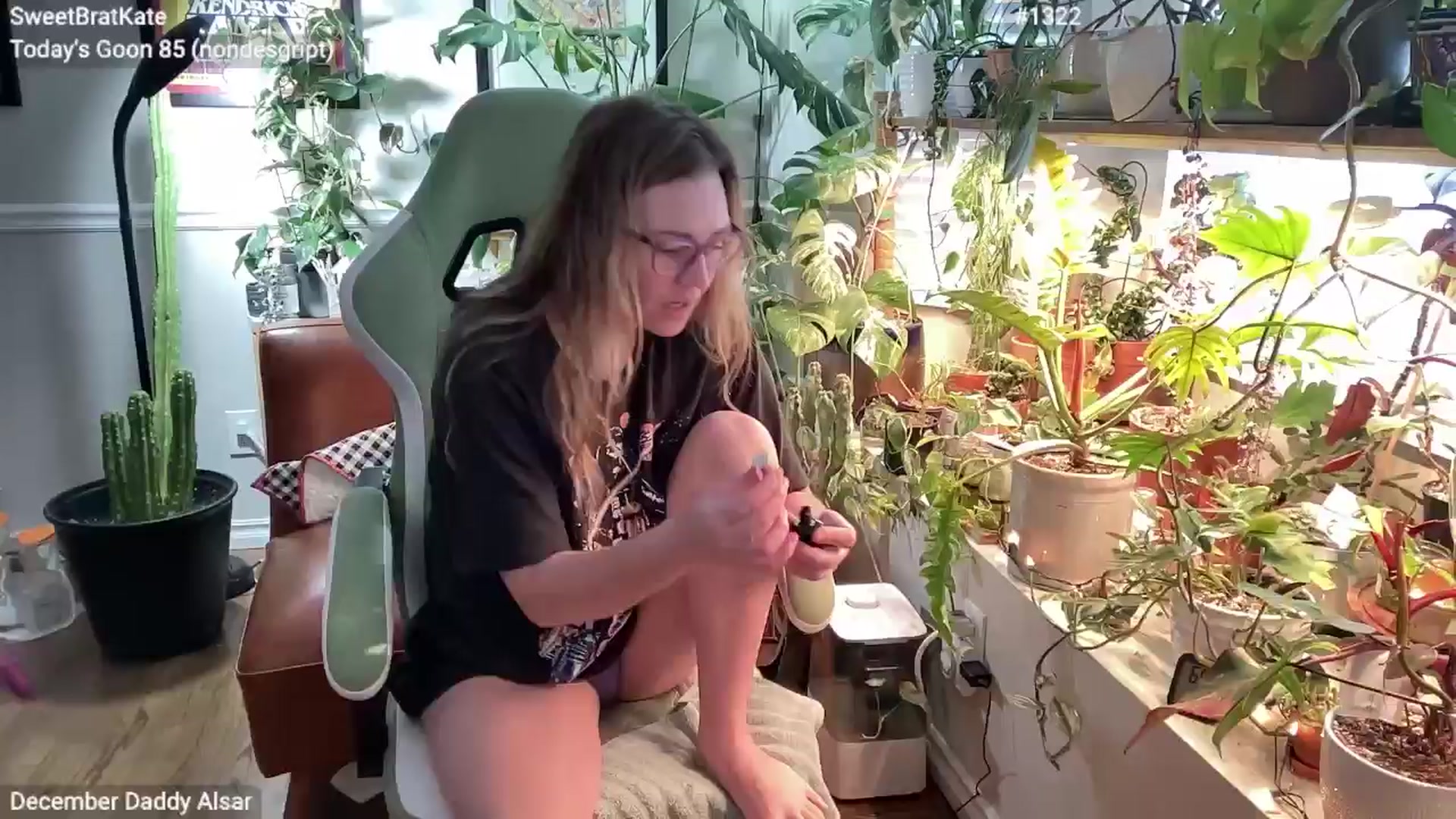 Gallery image thumbnail from SweetbratKate's myfreecams stream on, 12/10/2024, 17:08 image 5 of 20