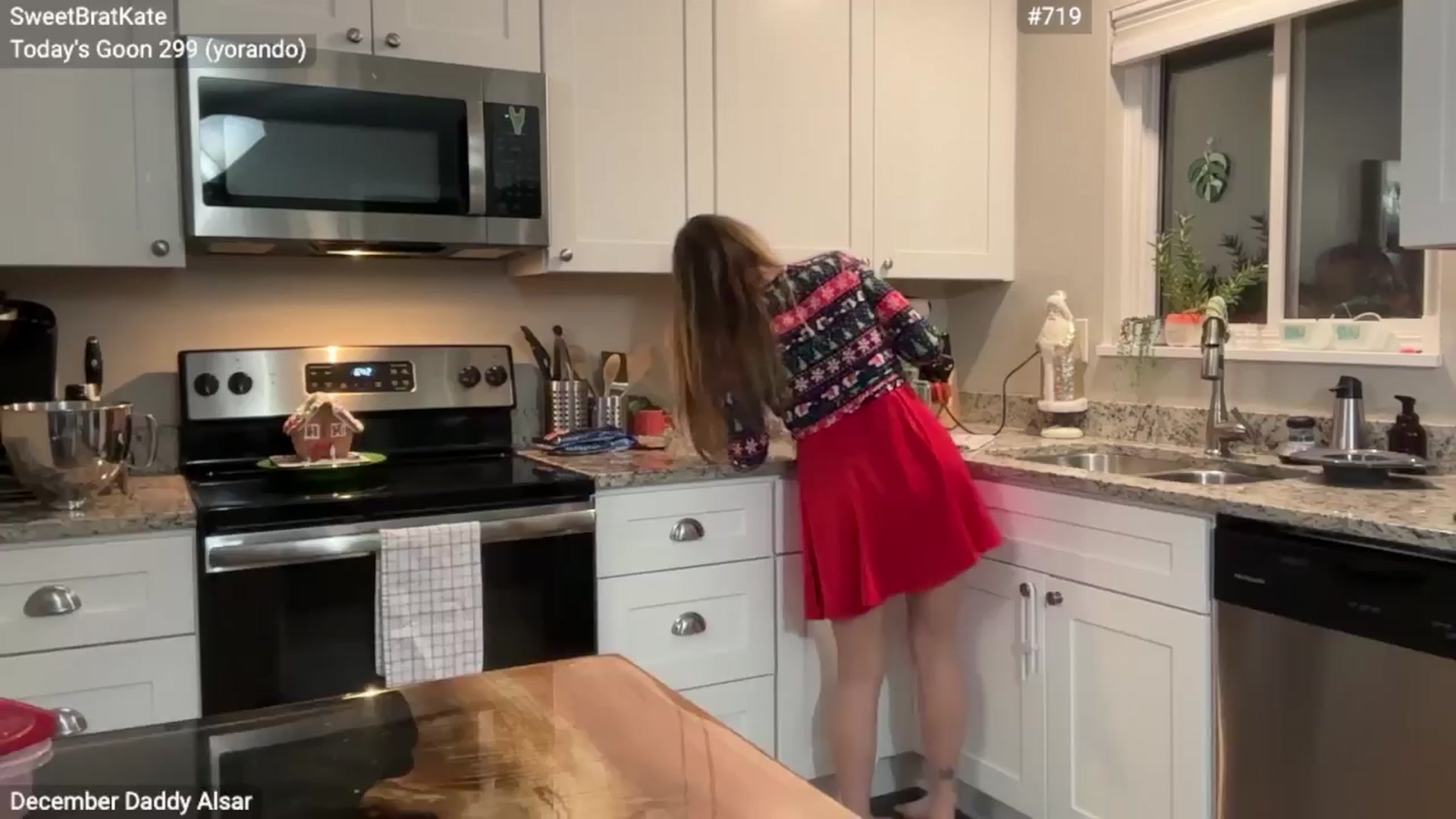 Gallery image thumbnail from SweetbratKate's myfreecams stream on, 12/24/2024, 03:23 image 3 of 20