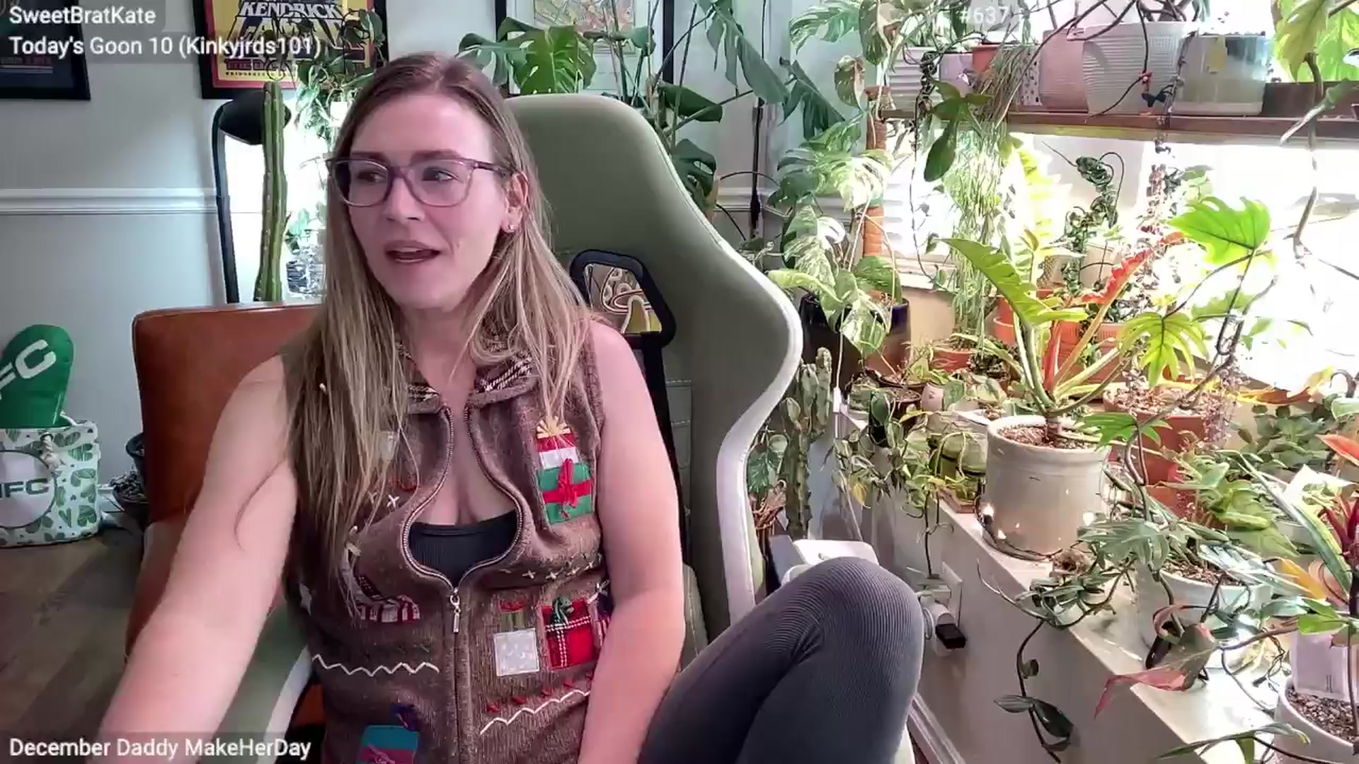 Gallery image thumbnail from SweetbratKate's myfreecams stream on, 12/24/2024, 18:16 image 6 of 20