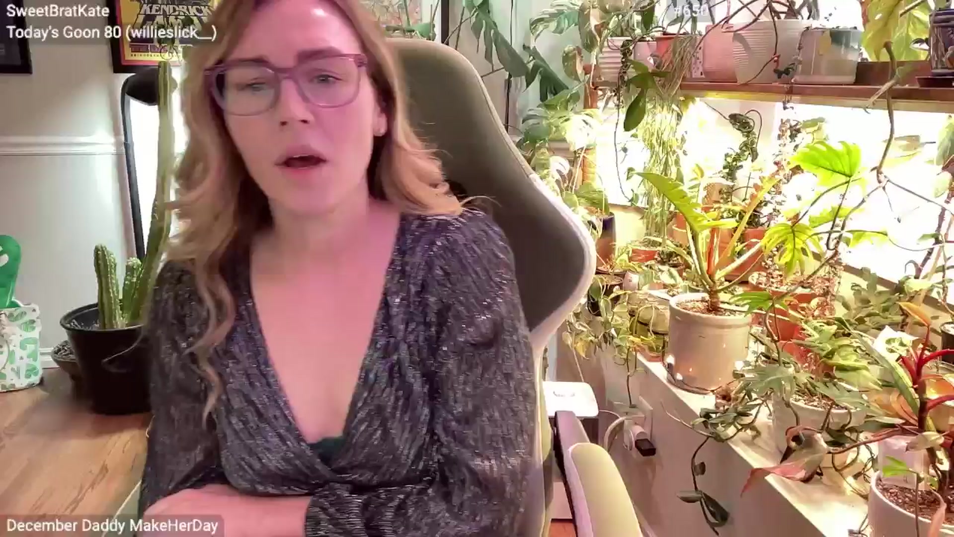 Gallery image thumbnail from SweetbratKate's myfreecams stream on, 12/25/2024, 18:28 image 17 of 20