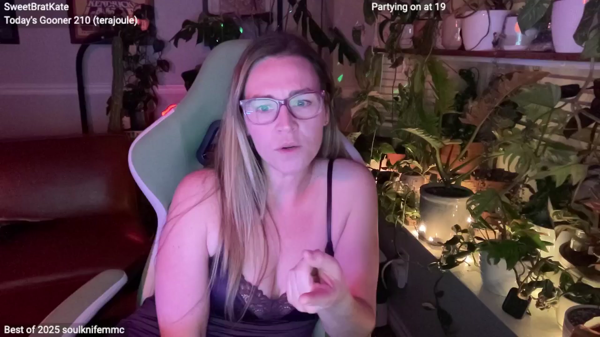Gallery image thumbnail from SweetbratKate's myfreecams stream on, 01/04/2025, 07:06 image 12 of 20