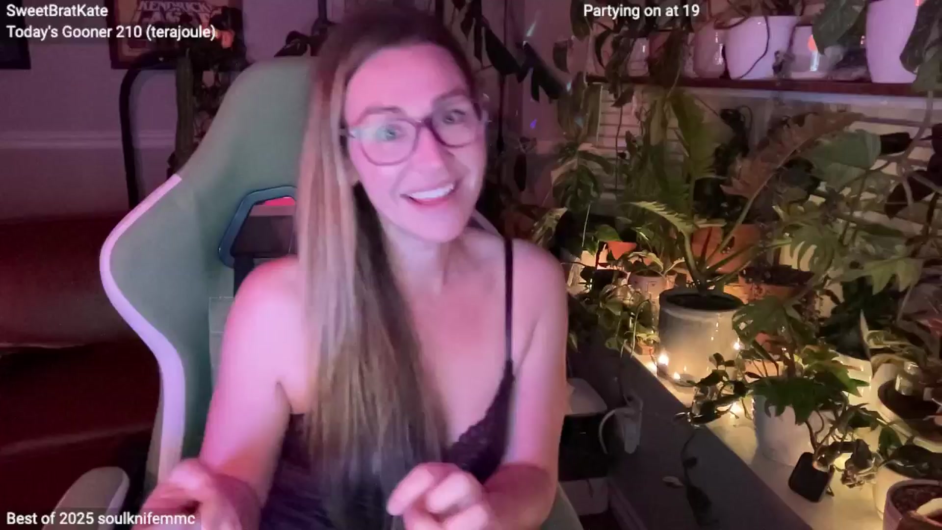 Gallery image thumbnail from SweetbratKate's myfreecams stream on, 01/04/2025, 07:06 image 14 of 20
