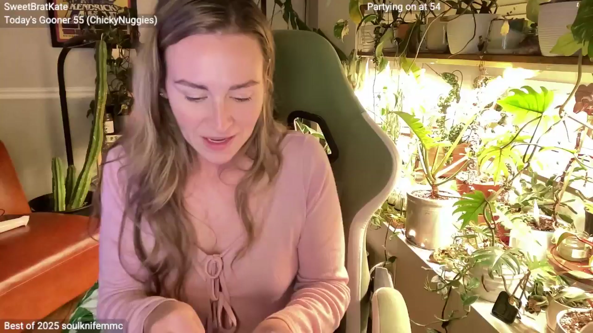 Gallery image thumbnail from SweetbratKate's myfreecams stream on, 01/12/2025, 05:13 image 6 of 20