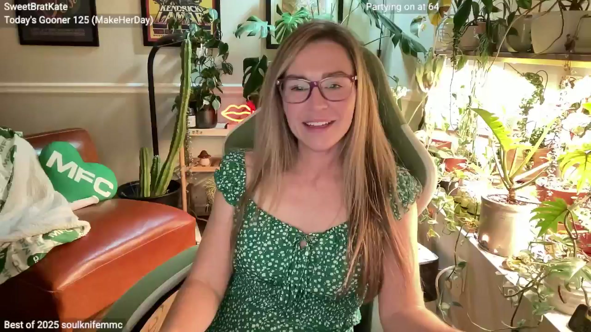 Gallery image thumbnail from SweetbratKate's myfreecams stream on, 01/15/2025, 04:21 image 4 of 20