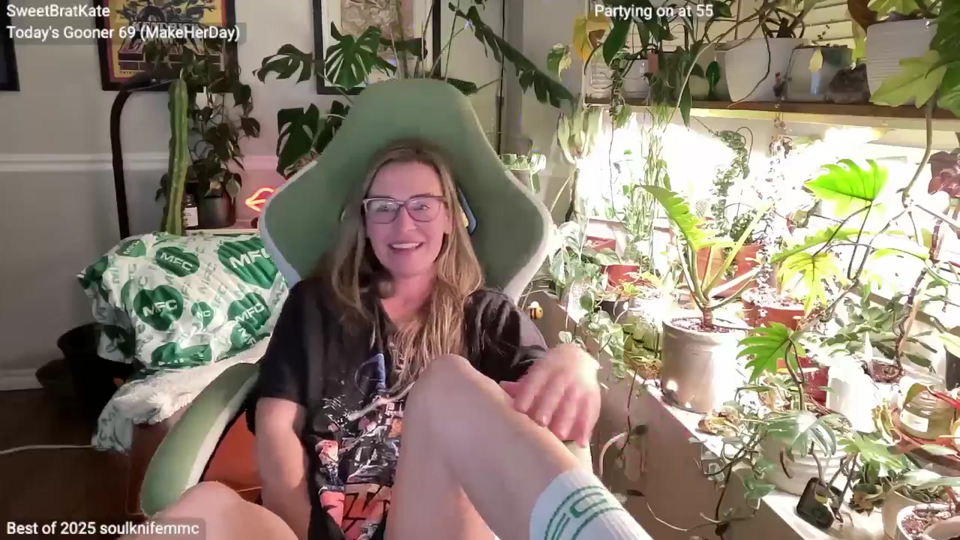 Gallery image thumbnail from SweetbratKate's myfreecams stream on, 01/16/2025, 05:42 image 6 of 20