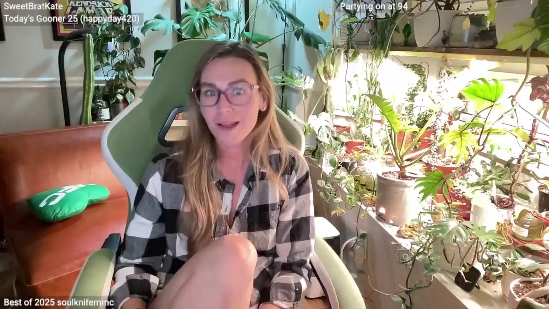 Gallery image thumbnail from SweetbratKate's myfreecams stream on, 01/20/2025, 03:55 image 3 of 20