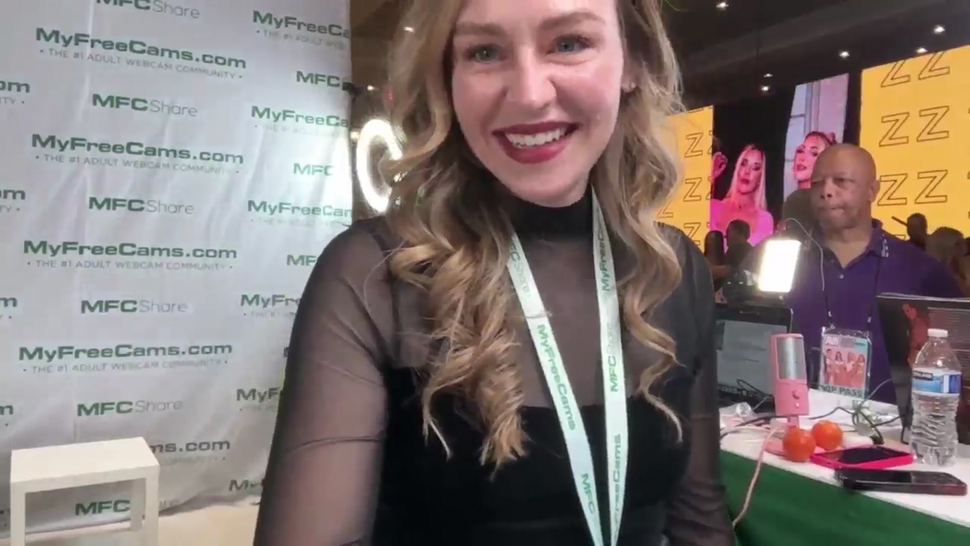 Gallery image thumbnail from SweetbratKate's myfreecams stream on, 01/25/2025, 22:41 image 2 of 20